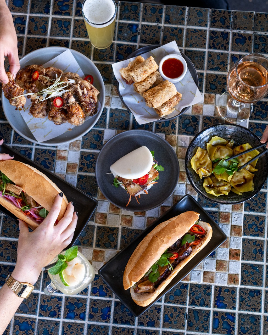 Can’t decide? You don’t have to.
Our Snack Banquet has all your favourites on one table 🙌
Gluten-Free Banquet available upon request. Enjoy 20% off Banquet every Thursday.