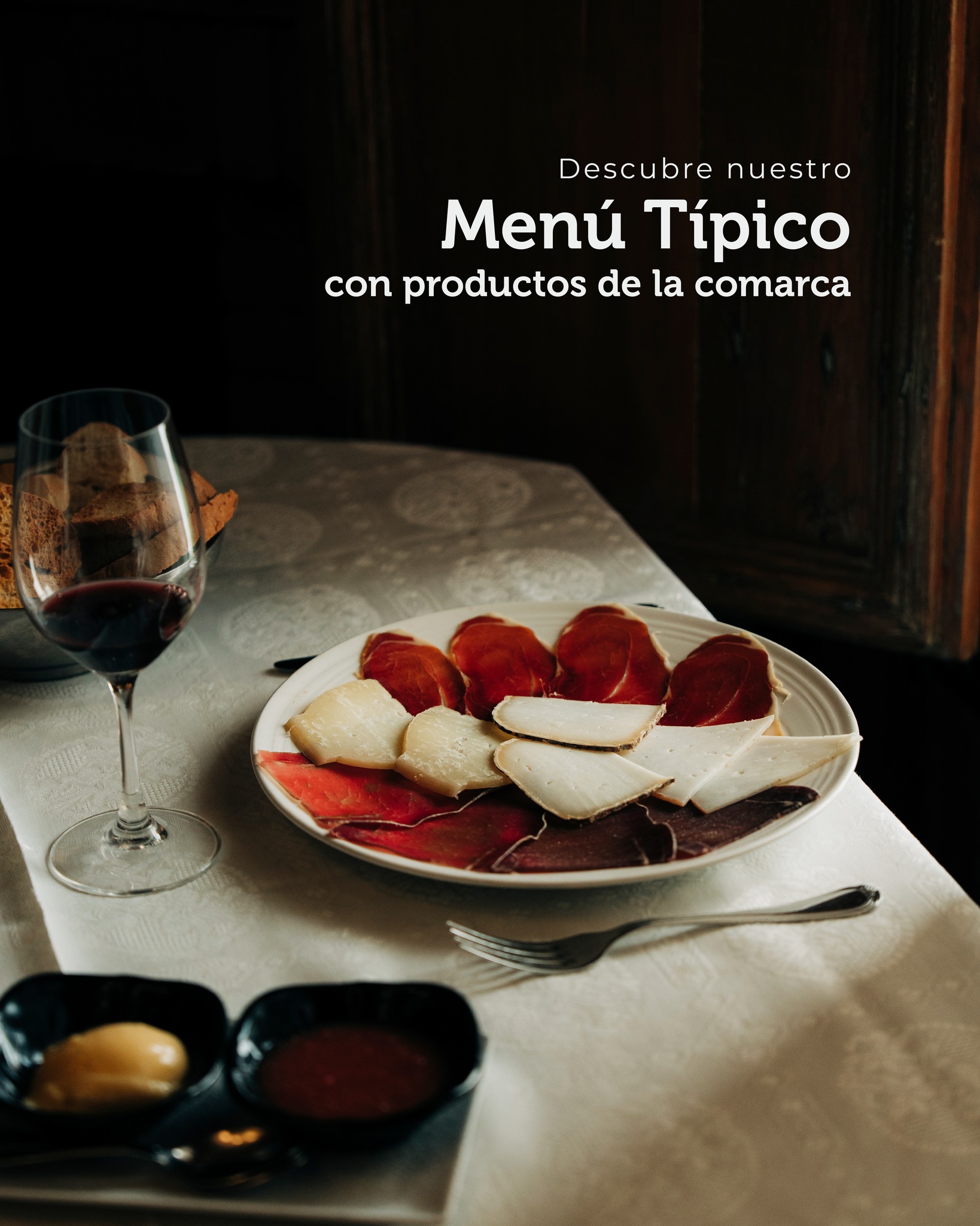En nuestro menú típico con productos de la comarca encontraréis algunos de los platos y recetas más representativos del territorio 🧡
Una propuesta pensada para disfrutar de la cocina de siempre, elaborada con productos de aquí y sabores que forman parte de nuestra tradición 🍴
Porque conocer un lugar también es sentarse a la mesa y saborearlo sin prisa.
↝ Puedes consultar el menú completo y todas nuestras opciones en mesondelpastor.com.
#mesondelpastor #bibgourmand #morella #elsports #guíarepsol