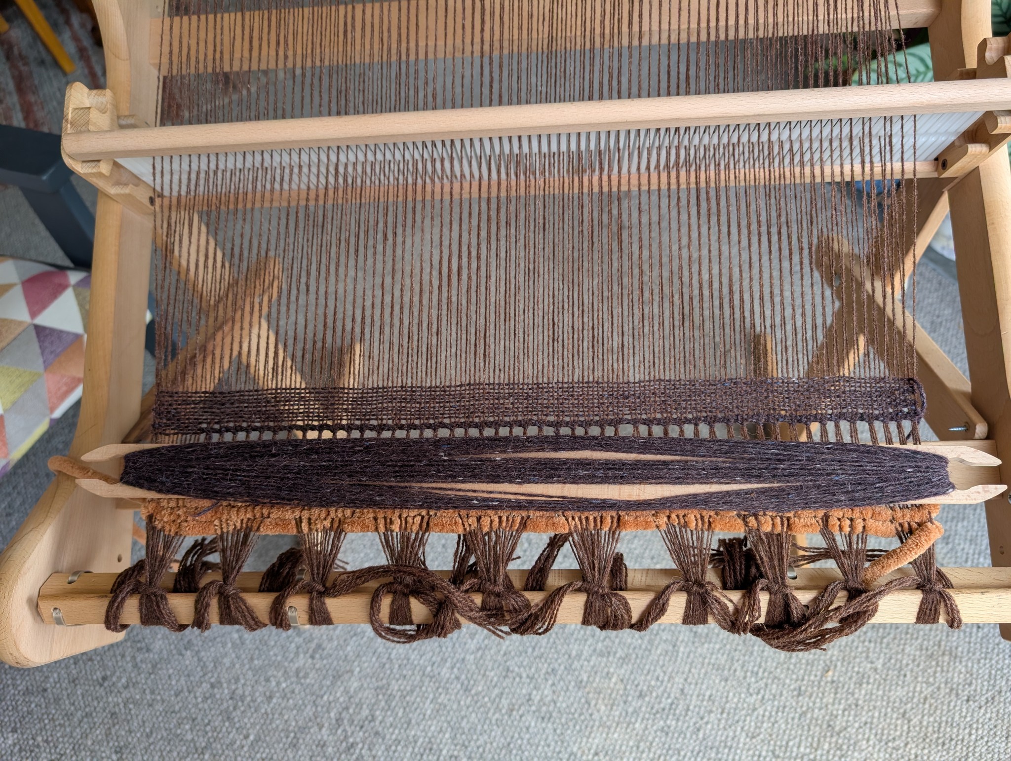 Loving the rain we're having today - the fields and the garden are so much in need of a good drench. And I have the excuse to focus on some weaving. So win-win!
I'm weaving some fabric for cushion backs.. Not the most exciting weaving but it needs to be done.
#winwin #handweaving #weaversofinstagram #rigidheddleweaving #rigidheddle