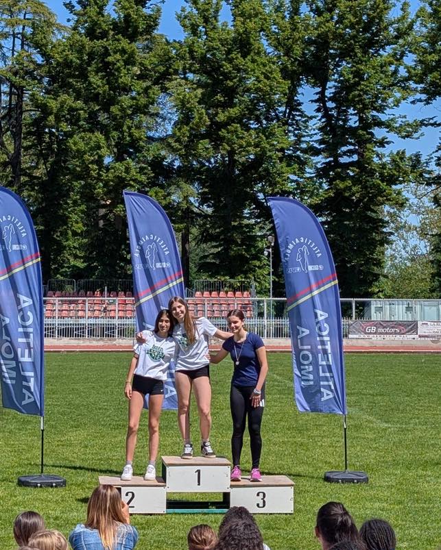 Secondaria🏃🏽🏃🏽♀️
ATLETICA 2000: la settimana scorsa i nostri ragazzi e le nostre ragazze hanno gareggiato con tutti gli altri studenti delle scuole secondarie di primo grado di Imola e Castel San Pietro che si sono qualificati alle fasi comunali! Una bellissima giornata di sport che ha portato a diverse soddisfazioni agli atleti e alle atlete💪