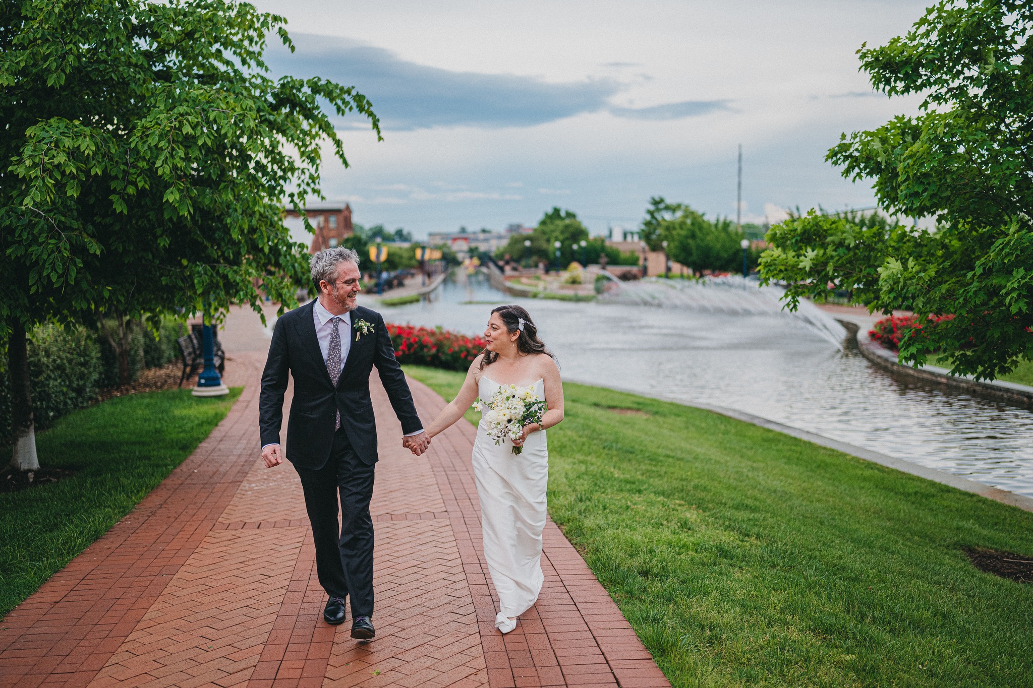 ⛲ Are we the only ones who say it's officially Spring when the fountains get turned on along Carroll Creek?
Please tell us we're not the only ones!
We'll be back at Union Mills this Saturday - exactly 1 year after T&M's epic day.
Venue & Catering | @unionmillspublichouse
Coordination | @sleepingbeedesigns (Lead - Rose)
Photography | @bradbarnwellphotographyllc
Floral Design | @wildflowerweddingsevents
Music & Photo Booth | @bialeksmusic
Beauty | @mbmbeauty_dmv
Suit | @suitsupply
Bridal Gown | @anthropologie
Dress Designer | @jennyyoonyc
Rings | @inbloomjewelry
Cake | @theredbandanabakery
Invitations | Custom design by brother of the bride, Ace and printed with @zola
#frederickwedding #frederickmd #weddingcoordinator #downtownfrederickwedding #engaged