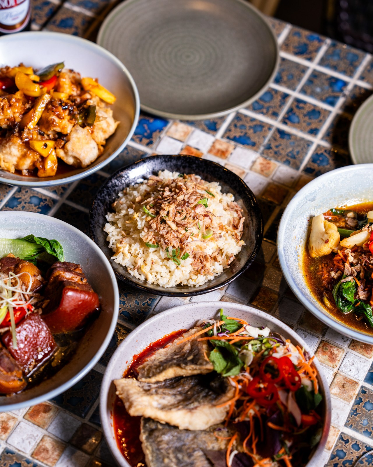 Our weekends fill up quickly... and we hate making you wait 😅
Book your table early, and let us take care of the rest.