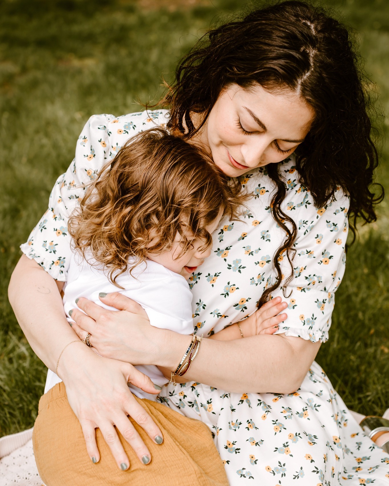The safest place will always be in her arms ✨
The laughter, the tight hugs, the little hands wrapped around her neck ✨ these are the moments that become the memories they carry forever
Let this be your sign to book the session and capture the now 🤍
.
.
CT Family Session | Lifestyle CT Family Session | CT Family Photographer| Fairfield County, CT Family Photographer
#inperspectivephotography #fairfieldcountyphotographer #fairfieldcountymoms #westonctmoms #westportctmoms #familyphotographerct #NewEnglandFamilyPhotographer #CTMoms #CTFamilyPhotographer