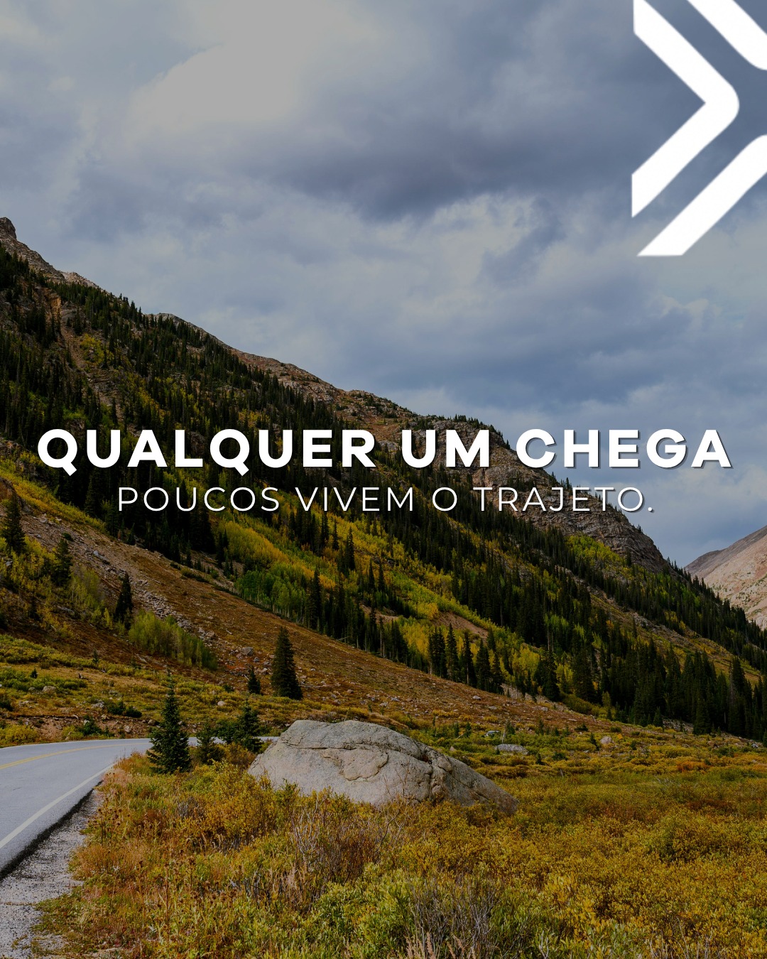 Qualquer um reserva um voo e chega em um lugar bonito.
Só quem pilota entende que o destino é apenas o pretexto. O que fica na memória são as curvas, o ar da altitude, o silêncio entre montanhas e as pessoas que você carrega nessa jornada.
Na Xtrada, não vendemos pacotes. Criamos jornadas.
E se a estrada te chama, você já faz parte disso.
#Xtrada #ViagemDeMoto #Mototurismo #ODestinoÉSóODetalhe #XtradaExpeditions
