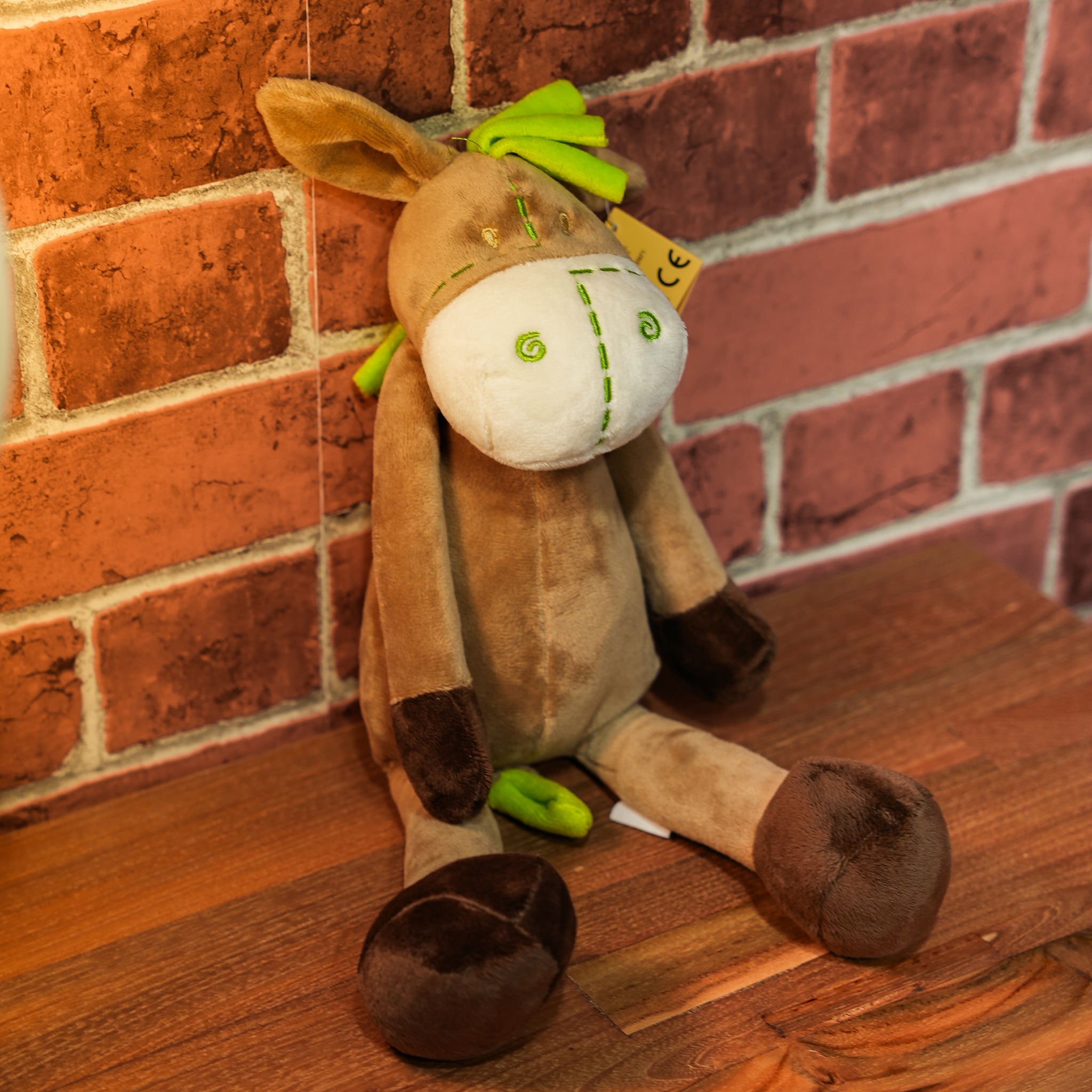 Craquez pour ce tendre doudou âne 🐴💚
Avec ses tons vert et marron et sa texture ultra douce, il deviendra vite le compagnon préféré des tout-petits.
✨ Idéal pour rassurer bébé et l’accompagner dans tous ses moments de douceur.
👉 https://www.lecomptoirdesauthentics.com/product-page/doudou-peluche-bébé-ane-vert-et-marron-32-cm-ultra-doux
#peluche #doudou #bebe #cadeau #naissance #douceur