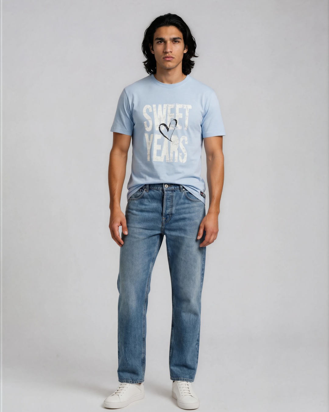 Easy to wear.
Hard to forget.
Sweet Years.
#SweetYears #apparel #ai