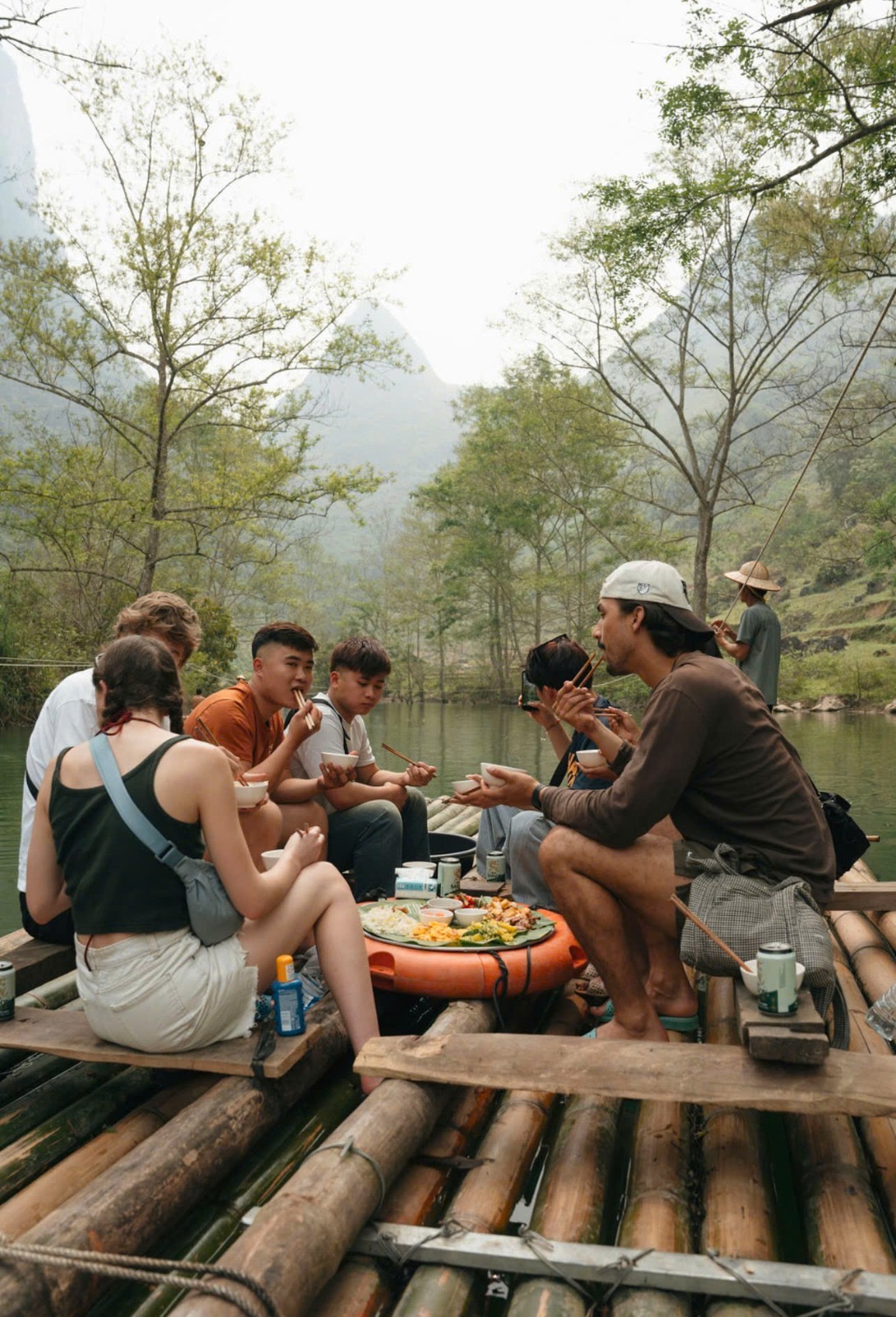 When you booked the trip instead of āmaybe next yearā š®āš¤š»š³
Raft lunches, mountain roads, hidden cafƩs, rice terraces & 14 days with strangers who become lifelong friends.
This is the Ultimate Northern Vietnam Adventure with Turas Tales āØ
#Vietnam #HaGiangLoop #NorthernVietnam #GroupTravel #AdventureTravel #TravelAsia #ExploreVietnam #TurasTales