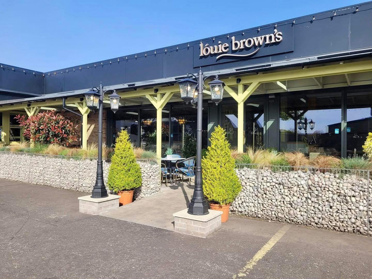 We will be closed for breakfast and lunch service tomorrow as we host the funeral reception of our colleague and friend Charles.
We will reopen from 4pm.
HUGOS Bar & Pavilion will be serving food and drinks from 12pm.
