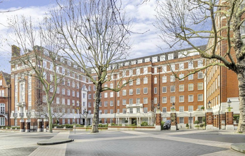 🏢 New Instruction – Princes Gate Court
We’re delighted to share that London Block Management was recently appointed to manage Princes Gate Court in South Kensington.
This prestigious development is a fantastic addition to our growing portfolio and we’re looking forward to working closely with residents, staff and stakeholders to deliver a high level of service.
Our focus remains on proactive management, clear communication and maintaining buildings to the best of standards.
Read more on our website - link in bio.
#LondonBlockManagement #NewInstruction #SouthKensington #PropertyManagement #TeamLBM