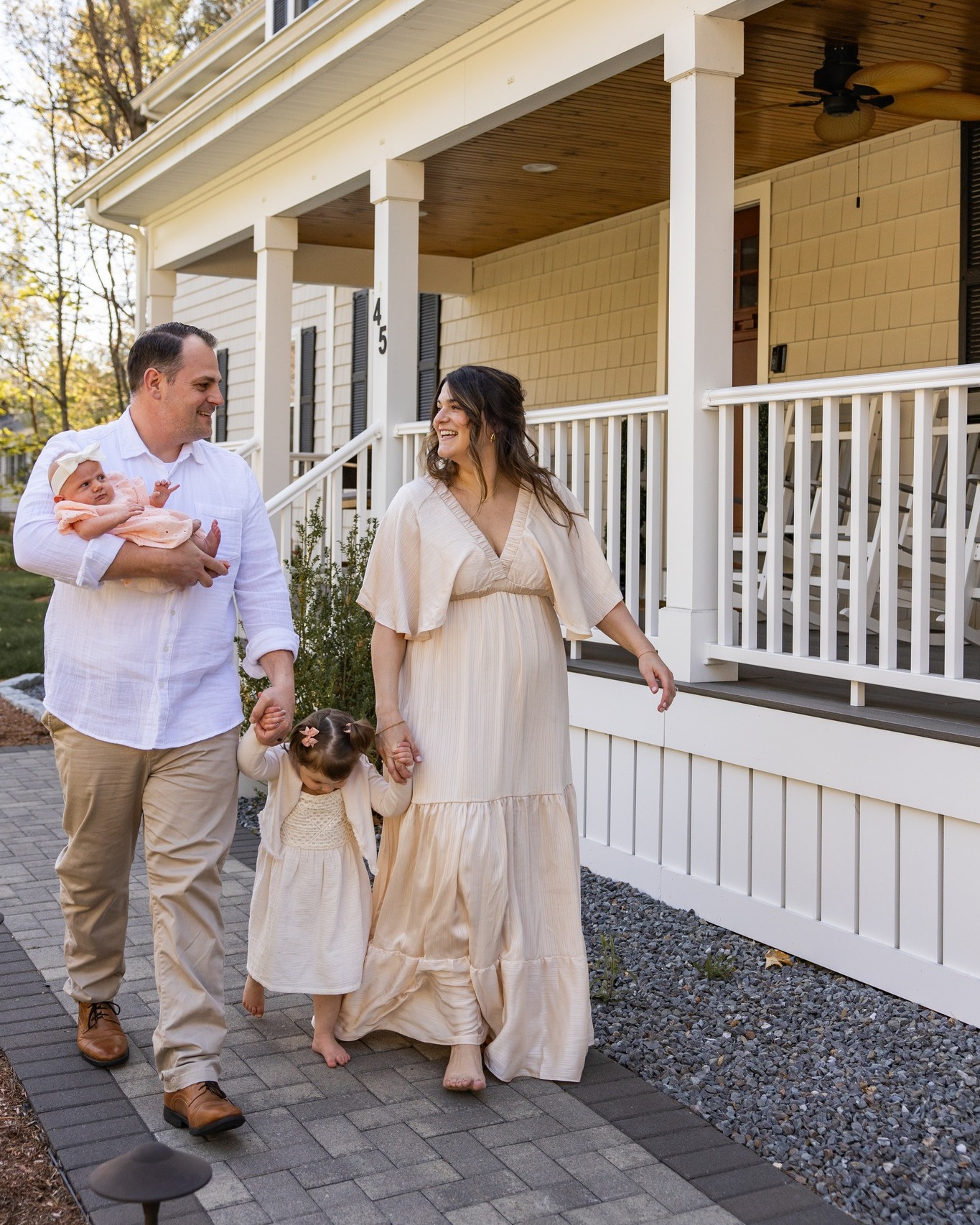 You don’t need a perfect house or perfectly behaved kids to create beautiful family photos. 🤍
I love in-home family sessions because not only do I get to freeze these precious moments in time, but you get to feel comfortable in your space and not stress about the little things. The everyday, mundane life can be beautiful too - let me capture it for you.