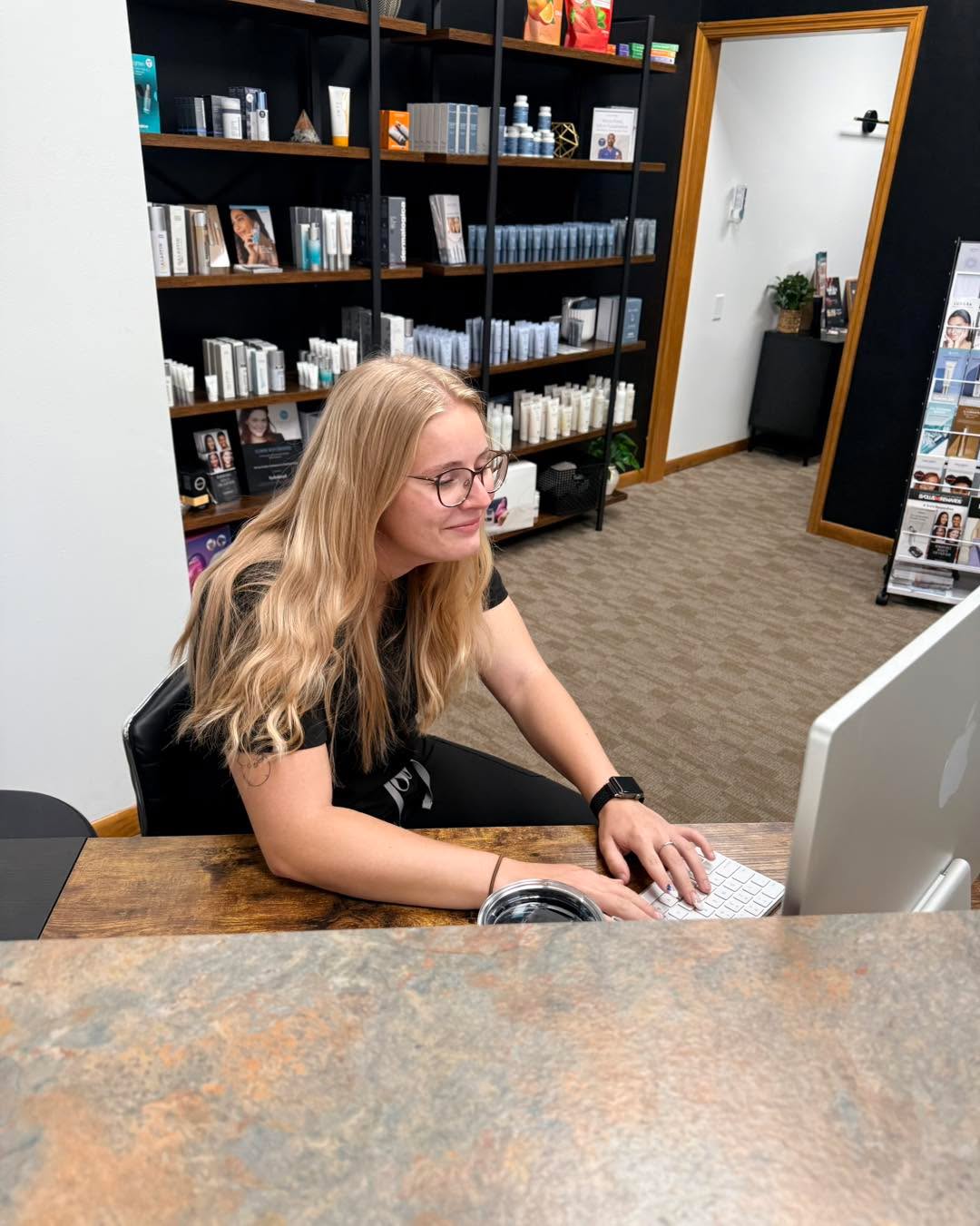 She traded in school 📚 for scrubs! Please help me in welcoming Dakota to MIH. She will be helping out with the front desk as her schedule allows before heading to Scotland in June, Switzerland in July and then heading off to college in August 🤪
