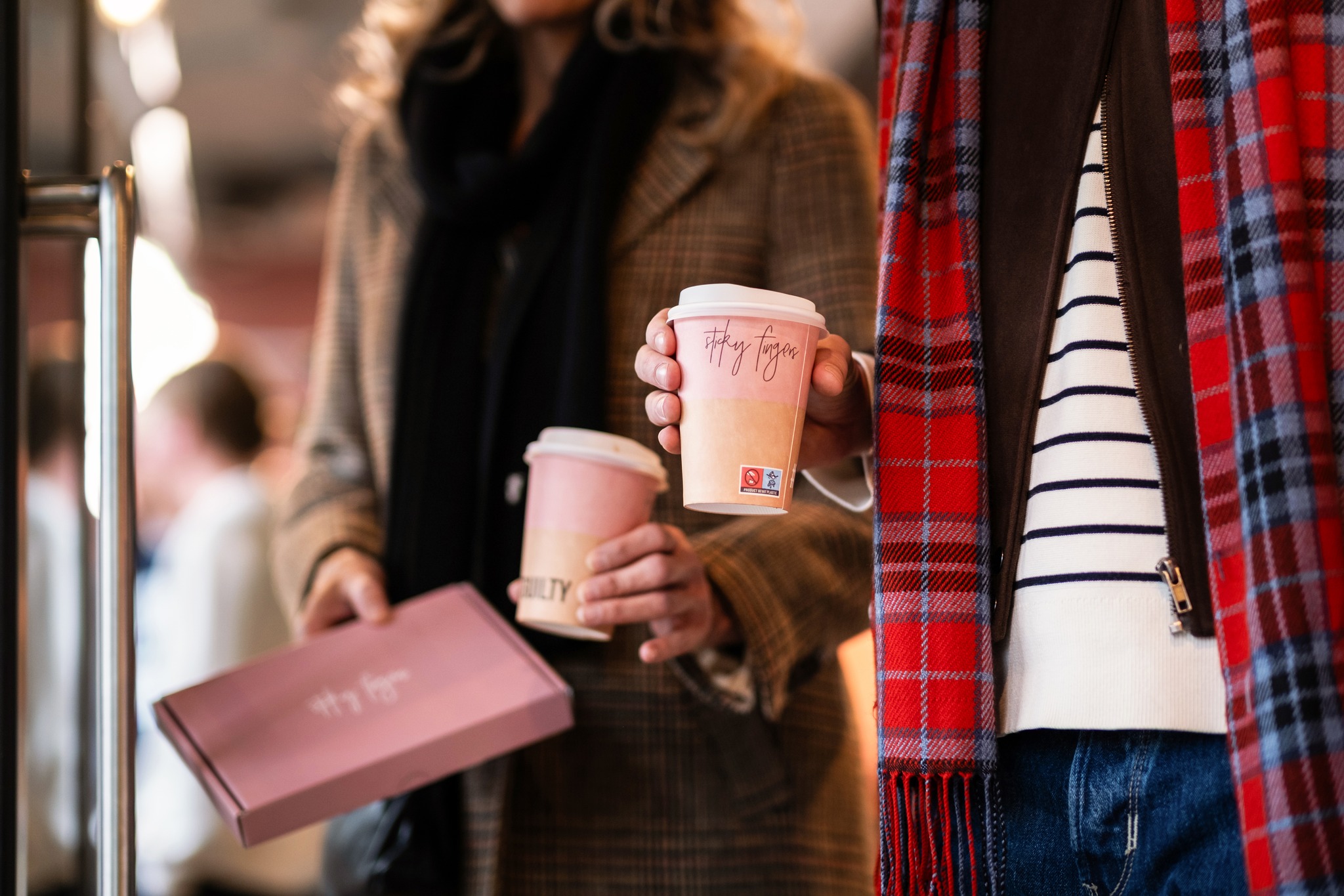 Smiles provided by Sticky Fingers. (And maybe a little bit by our vegan brownies). 😉💖
Come join the pink party!
#StickyFingers #AmsterdamHotspot #OrganicCoffee