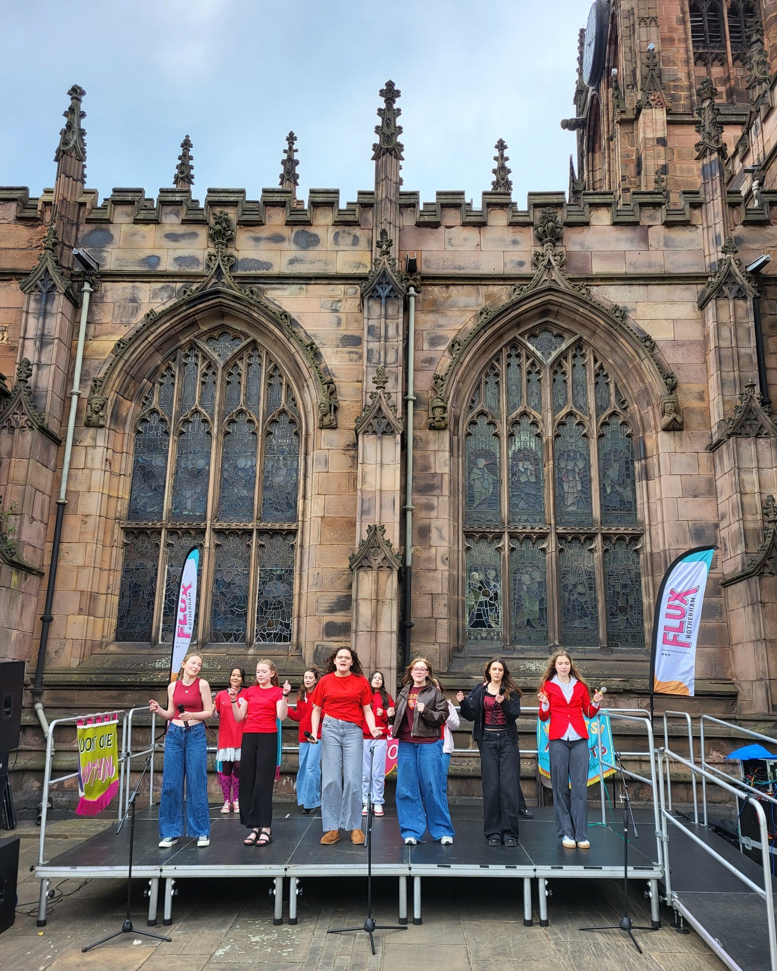 On Saturday, Rotherham Music were at WoW Festival Rotherham. We were delighted to see a wide array of talent and discussion from female, trans, and non-binary individuals, and of course we were very excited to bring some to the table ourselves.
With appearances on the community stage from Kat Clayton, Lola Knight, Laura Folkes as well as an appearance by the Wickersley Voices Choir from @wickersleyssc, with solo performances by Poppy Brown, Emilie Roberts, Harriet Harvey and Mia Glover.
Fantastic performances all around. We look forward to bringing you more soon!
#localartists #youngperformers #rotherham #liveperformance #musicians #creative #RotherhamIsWonderful #music #livemusic #fyp #talentshowcase #creativity #MusicEducationMatters #youngpeople #Singing