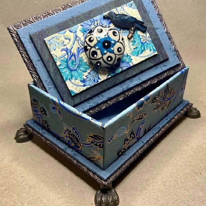 Here’s a helping of eye candy from a few of the 20+ artists participating in the Artists Greenhouse Sale! Shown in order is colorful work from Debra Glanz, Anne Johnson, Donna Cooper, Greta Schneider, Melissa Gannon, Victoria Hammond, and Candace Wilson. Flowers are courtesy of Mother Nature. Come see all this and so much more at the sale, May 30th from 9-4 and May 31st from 11-3 at 1335 S. Woodbine Rd., West Linn, OR. Visit www.artistsghsale.com for details. #aghs #4thquarterfarm artistsgreenhousesale #freshflowers #localartists