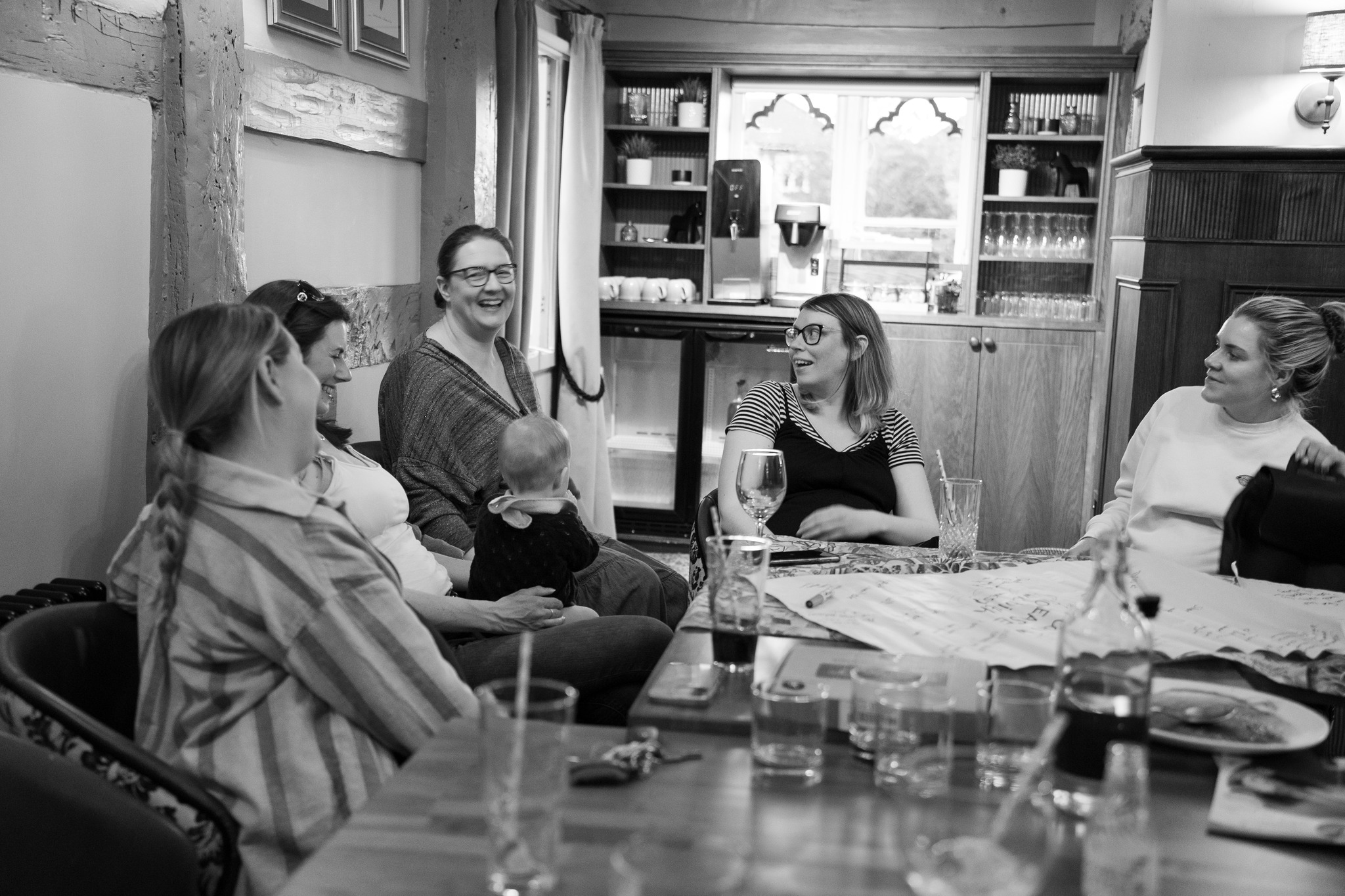 🌟Building Your Village🌟
The Pudding Club & Home Birth Support
They say it takes a village, but finding one shouldn't come with a price tag.
That’s why our Home Birth Support Group and PBY Cheshire Pudding Club are completely free and open to everyone. Whether you’re dreaming of a home birth, already navigating life with a new born, or just need a hot cuppa and a friendly face, there is a seat for you.
Why come along?
Expert Ears: Donna and I are on hand for infant feeding support, bith planning help and sling tips.
Real Connection - A relaxed, no pressure social for parents to be and new parents.
Total Support - From birth choices to the fourth trimester, we’ve got you.
We linked these groups because support shouldn't be boxed in. You might come for the birth chat, stay for the feeding support, and leave with a new friend.
Come for the pudding, stay for the community. Everyone is welcome!
✨ Last Thursday of the month, 6.30-8pm @hartfordhallcheshire
@pbycheshire
Free to attend Pudding , drinks and food on sale thanks to Hartford Hall for hosting us.
