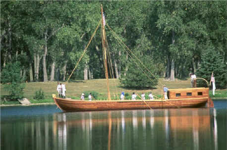 #TBT 🚣♂️
On May 14, 1804, the Lewis and Clark Expedition officially began its historic journey westward.
Departing from Camp Dubois near St. Louis at 4 p.m., the Corps of Discovery set out on the Missouri River aboard a 55-foot keelboat and two smaller pirogues—heading into the unknown in search of discovery, diplomacy, and adventure. 🌊🧭
#lewisandclark #lewisandclarktrail #corpsofdiscovery #onthisdayinhistory #missourirver #americanhistory🇺🇸 #exploremore✨