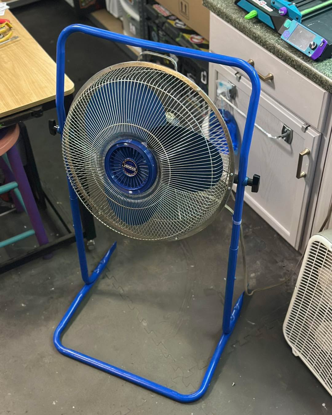 Airflow matters in the South.
Or it’s fixing to in about a week or two, anyway. Especially when you’re running ABS on a fleet of enclosed printers in a shop with one window unit doing its best to stay alive.
So, while our HasBrackets orders are printing and getting processed, I finally gave some attention to this old Lakewood fan from the same shop haul where we grabbed our Delta woodworking tools.
This thing had years of caked-on mold, rust, and general “do not breathe this” vibes, but we turned it on at the house and even buried under all that mess, it still moved air like a jet engine.
That alone made it worth saving.
Full teardown down to the motor, 3-claw puller to get the blade off, mold and rust removal, a new plug, paint, and reassembly.
This thing was pretty gnarly when we first saw it. But now? Even on low, it moves more air more quietly than any newer box fan I’ve bought running on high.
Old tools, oddball equipment, weird little shop problems — that’s right in our lane.
They, in fact, truly don’t make them like they used to.
What old piece of equipment do you refuse to give up on?