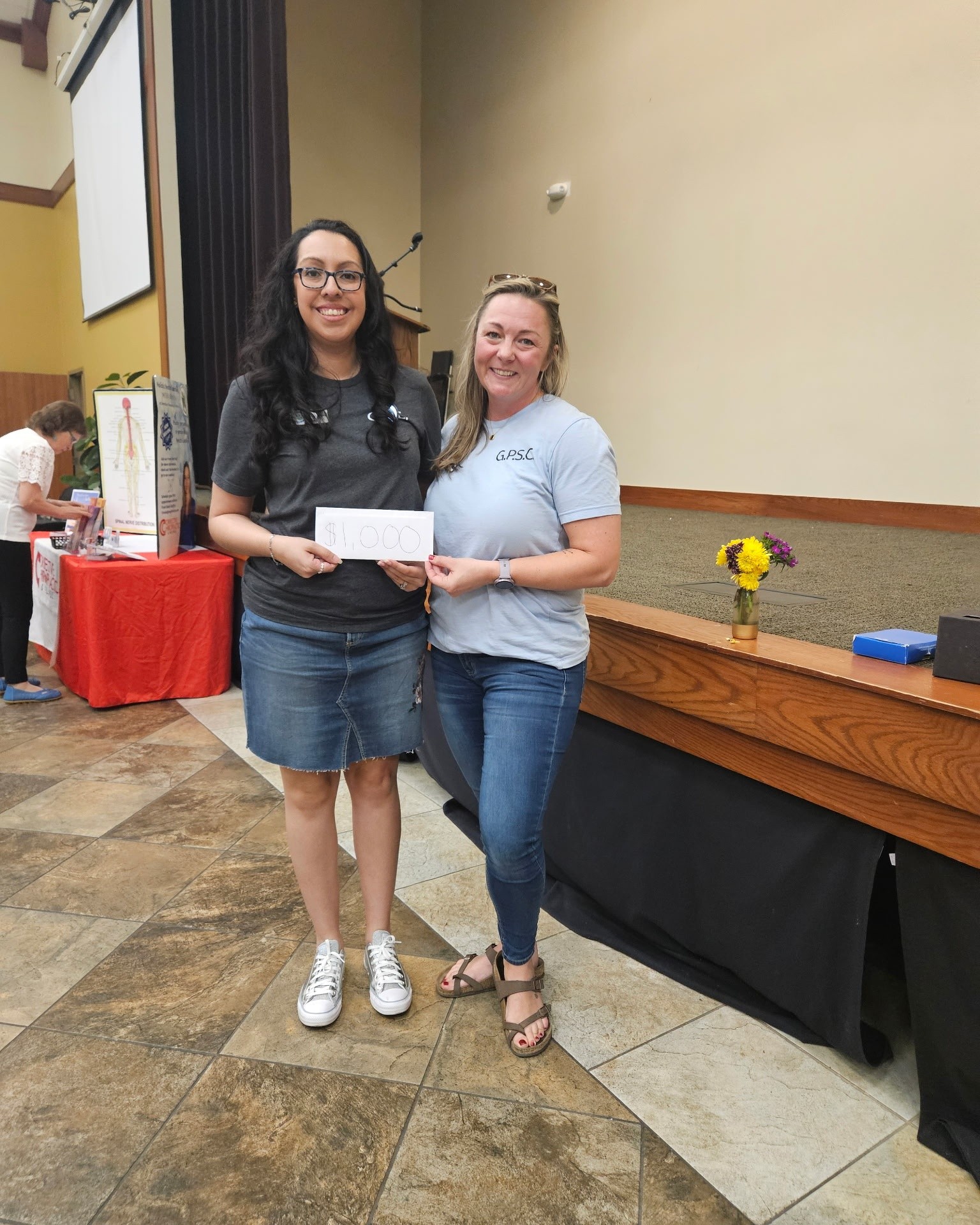 Grant Spotlight!!!
We are honored to support organizations that strengthen and serve our military community! 💙🇺🇸
The Great Place Spouses’ Club was proud to present a grant to the Fort Hood Volunteer Child Care Fund, an incredible organization that helps military spouses get involved in the community by easing the burden of childcare costs.
The Fort Hood Volunteer Child Care Fund provides up to 40 hours of FREE childcare each month, per child, for registered volunteers serving with approved organizations through CYSS (GPSC being one of them). Their mission helps empower military spouses to volunteer, lead, and make a difference without the added stress of paying for childcare.
We are so grateful for all they do to encourage service, connection, and support throughout the Fort Hood community. Thank you for making it easier for volunteers to give back! 💛
#GreatPlaceSpousesClub #FortHood #MilitarySpouses #CommunitySupport #VolunteerStrong #GivingBack