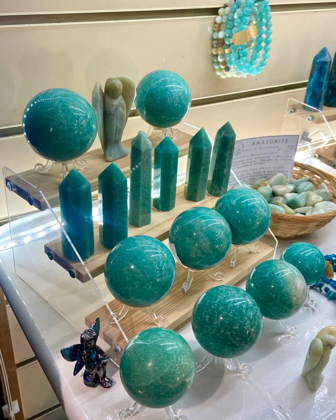 A little look at some of the pieces in our Amazonite collection ✨🌙🌟
We call Amazonite the warrior women crystal, after the Amazonian warriors (although this crystal is not actually sourced from the Amazon). It is associated with strength and creativity
For more information or to purchase any of the items shown in this video give us a message or comment down below
.
.
.
#crystalshopuk #amazonite #crystalmagic