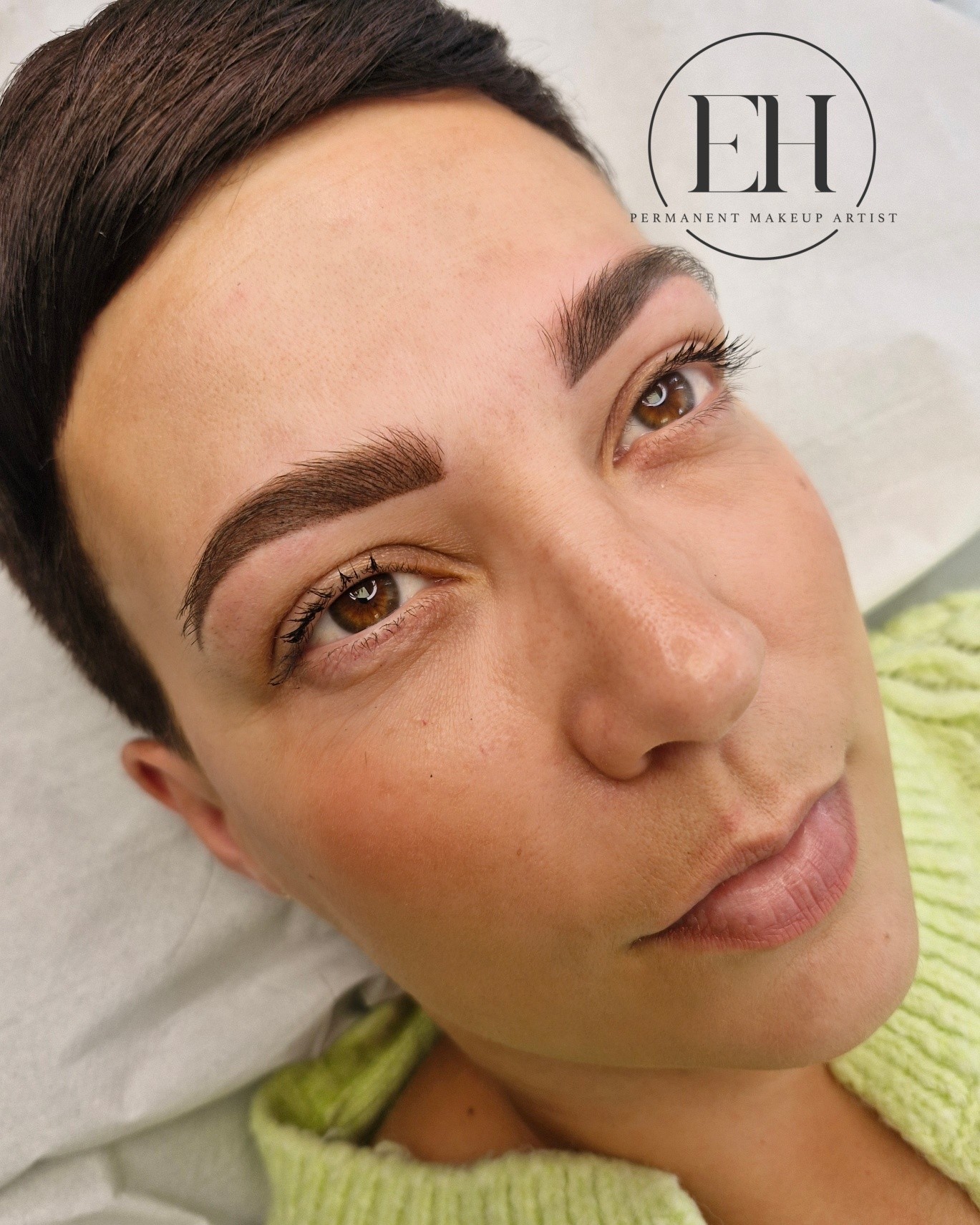 Just one word from me ...Brow envy 😆
COLOURBOOST for this beaut
#ehpermanentmakeup #naturalbrows #PowderBrows #stalbanssalon