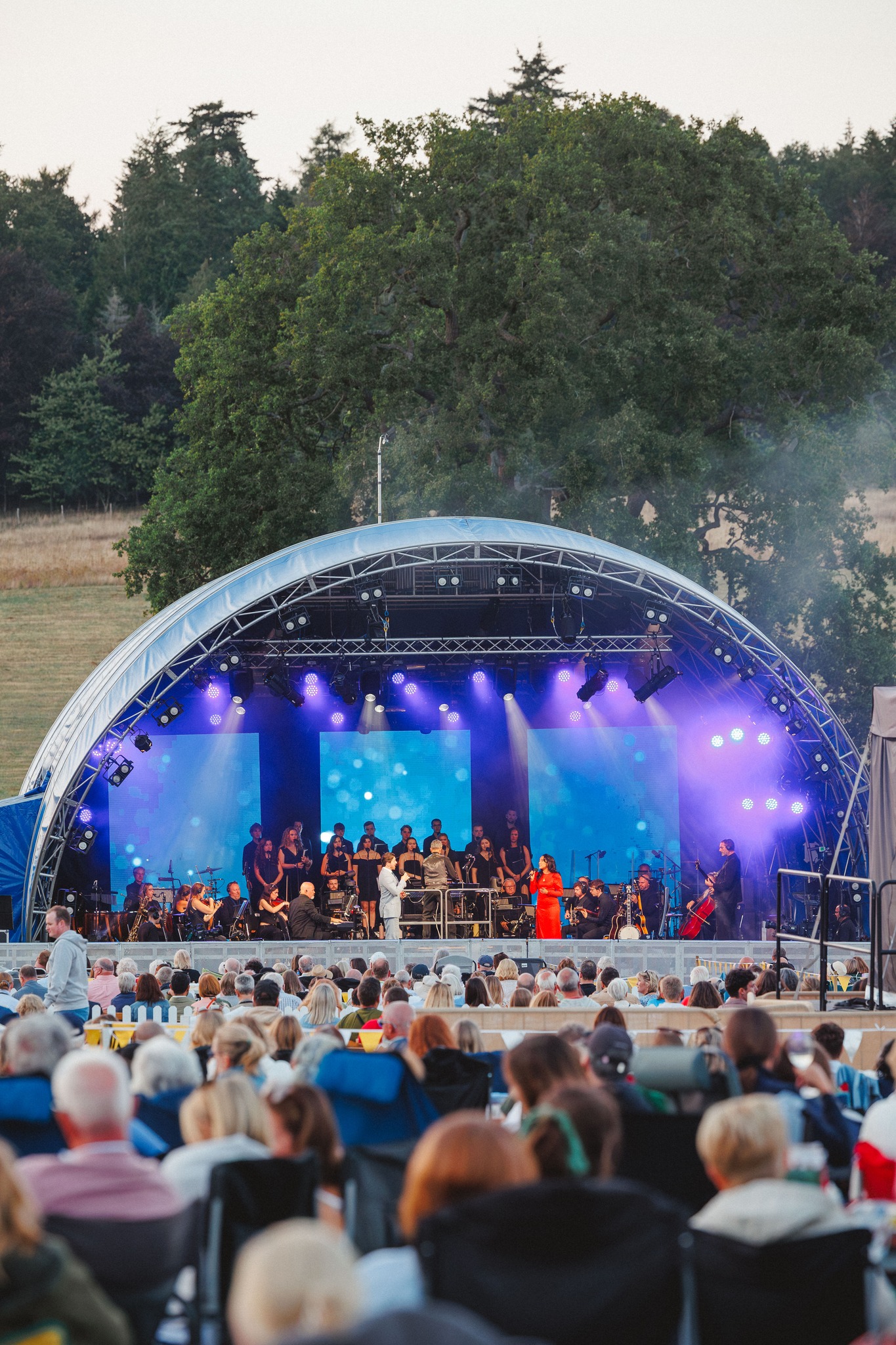 This is what Saturday nights at Loseley Park look like.
With this year's Musicals Under the Stars lineup coming together, we couldn't help but look back at this moment from 2025.
August cannot come soon enough.
Saturday 8th August - Loseley Park, Guildford
Tickets at the link in bio - prices rise 5th July
#LiveAtLoseley #MusicalsUnderTheStars #LoseleyPark #OutdoorConcertsSurrey #SurreyEvents #ThingsToDoInSurrey #GuildfordEvents #SummerNightsOut #MusicalTheatre #Throwback @mattpereira @loseley_park