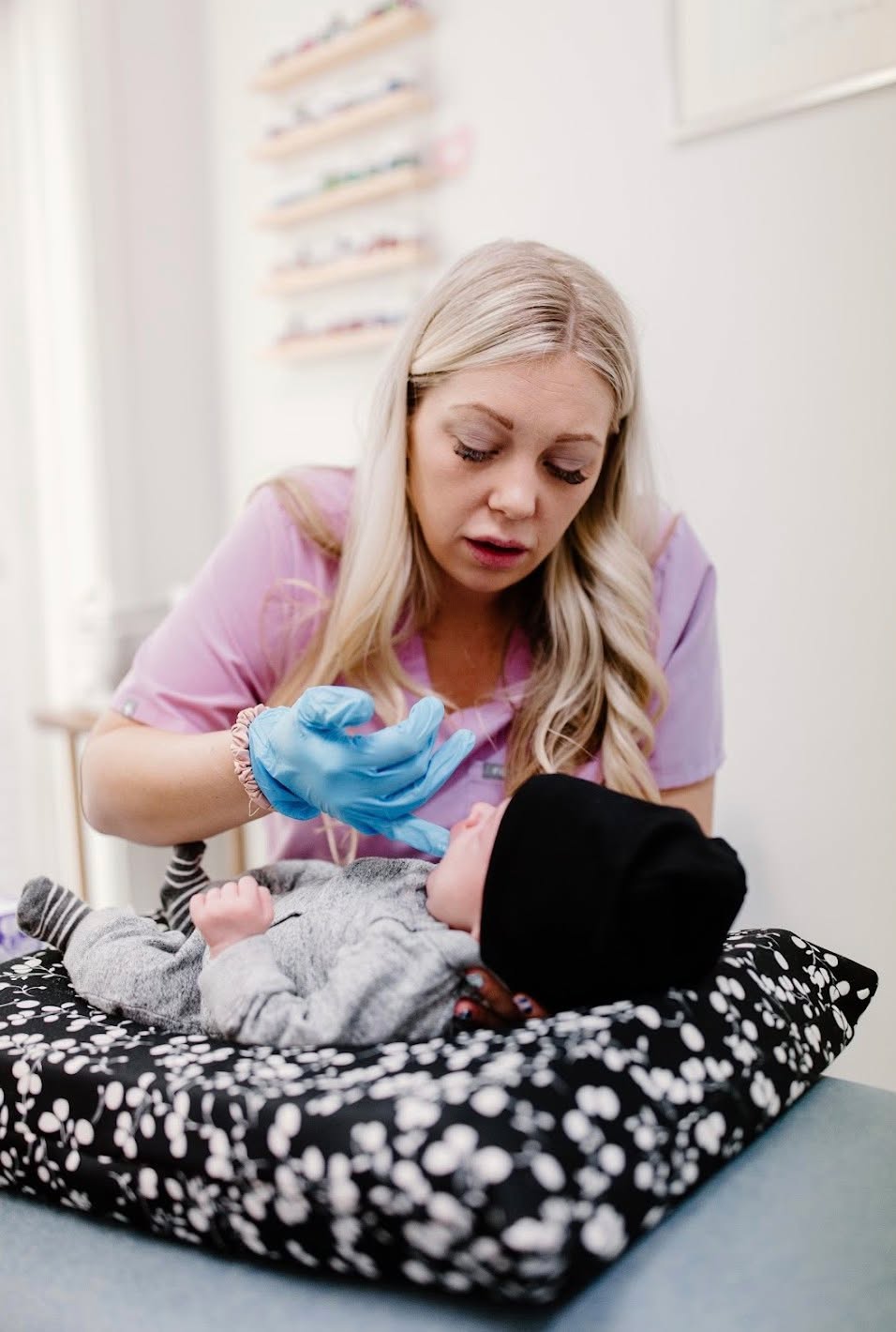 Sometimes feeding challenges are not just about the tongue. 🌿👶
We often explain oral ties using the idea of a “Tether-Floe” vs a “Tether-Berg.” Some babies have a tongue or lip tie release and instantly improve. Others still struggle with latch, tension, reflux, clicking, body stiffness, preference to one side, or difficulty settling… because there’s more happening beneath the surface.
The mouth does not function in isolation. Oral function is deeply connected to the nervous system, fascia, posture, neck mobility, and overall body tension. The nerves that help coordinate sucking, swallowing, tongue movement, and feeding patterns travel from the brainstem and upper neck, meaning tension in these areas can impact feeding mechanics and regulation. 🌊
Research and clinical observations continue to explore how tethered oral tissues can be connected to whole-body tension patterns, nervous system stress, and fascial restrictions throughout the body.
That’s why many families choose a multidisciplinary approach that may include:
✨ Lactation support
✨ Pediatric chiropractic care
✨ Bodywork and soft tissue support
✨ Oral exercises and functional therapy
✨ Nervous system regulation support
At Young Life Chiropractic, our goal is to support the baby as a whole, not just focus on one symptom or one area of the body. Because when the nervous system feels safer and the body moves with less tension, feeding can become more connected, coordinated, and comfortable. 🤍
#TongueTieSupport #OralFunction #InfantChiropractic #BreastfeedingSupport