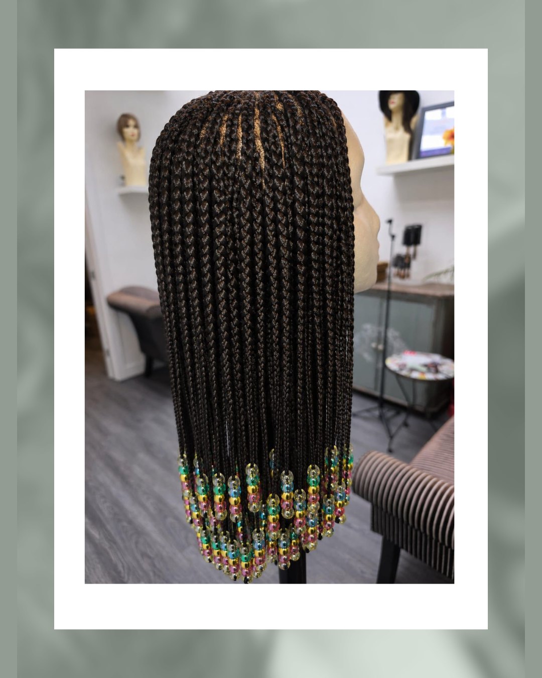 Look at these absolutely perfect beaded braids 💜
Judith created this piece to the exact specification of a VIP (a Little Princess!)
We hope she loves it - we think she might 😊🤩😍
What do you think @officiallittleprincesstrust ??
#WigExperts #wigcare #bespokewigs #littleprincesstrust #hairandhope