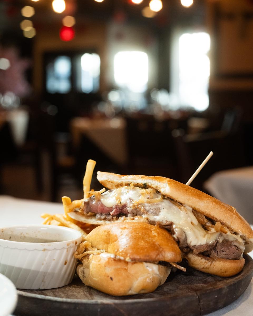 A sandwich with a dipping sauce is already winning
The French Dip Sandwich layers shredded prime rib with provolone, crispy onions, and homemade horseradish cream on a club roll, served with au jus on the side for the bite that makes it impossible to eat politely.
Available daily for lunch from 11:30am–2:45pm. #VincentsSteakhouse 🥩
#sandwich #lunch #steakhouse #primeribdinner