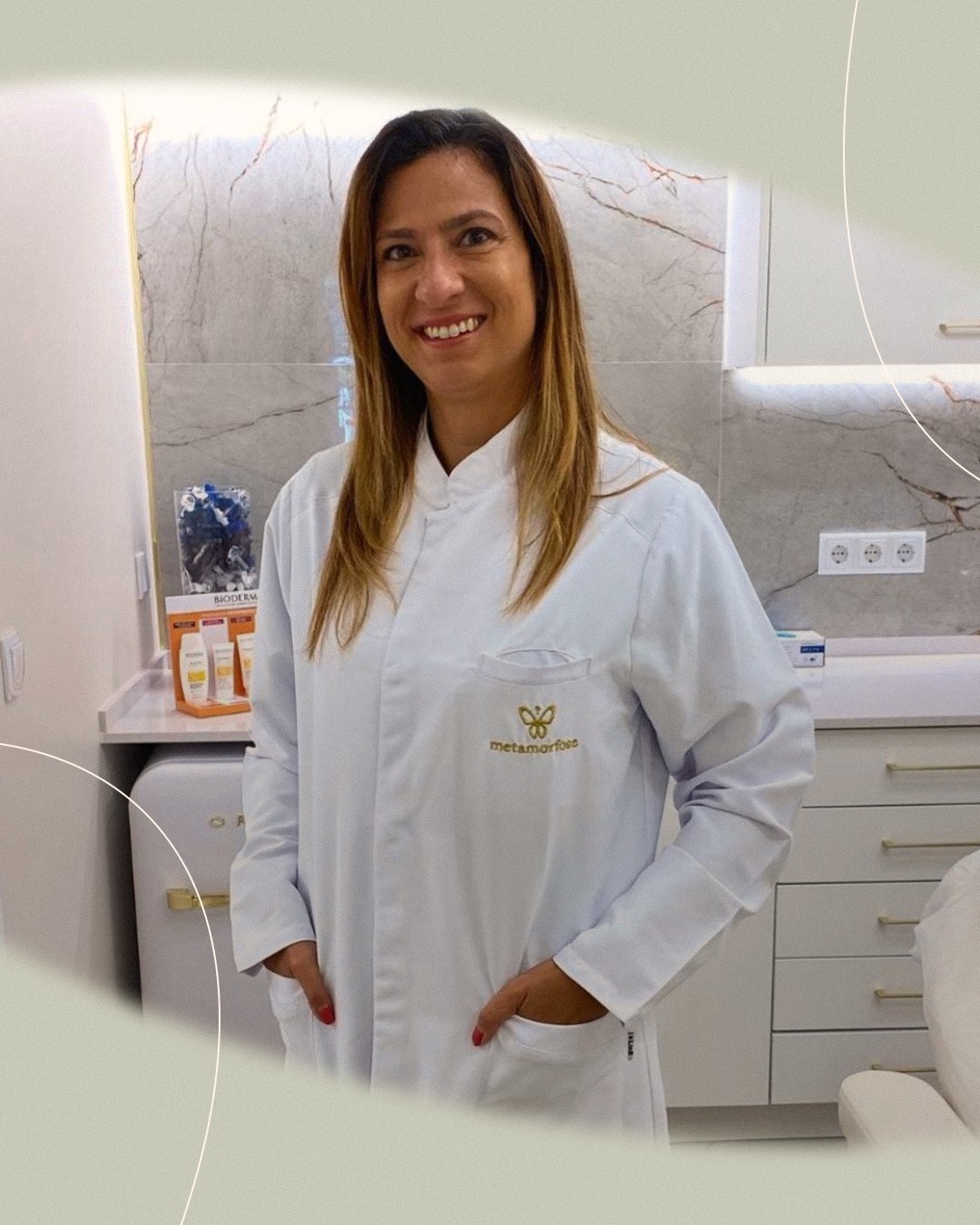 Hoje celebramos a nossa Dra. @sinthiaputtini! 💛
Realista, empática e verdadeiramente humana, com respeito pelo ciclo e momento de cada um, é um pilar essencial para a Metamorfose e para a vida dos pacientes que com quem contacta.
O dia é seu, mas nós é que agradecemos por fazer parte dos nossos dias. Feliz aniversário!
#clinicametamorfose #dracatarinasantos #medicinaestetica