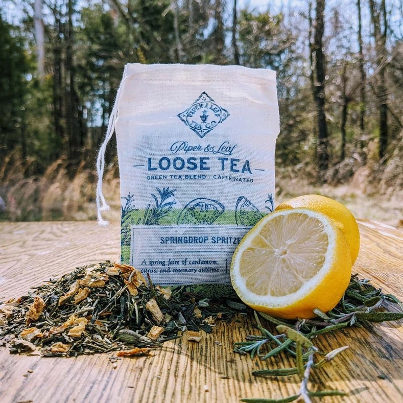 🍋LIGHT. CITRUS. REJUVENATING.🍋We restocked our Piper and Leaf Teas including a new to us flavor, Springdrop Spritzer! Get yours in-store or online at MITZISSONOMA.COM
.
A delightful burst of new spring growth. Bold rosemary and peppermint notes tingle the tongue while crisp and calming Sencha tea carries the sensation to the final lingering of a perfect union of cardamom and lemon. This triumphant beginning fades to a playful linger of creamy citrus.
.
.
.
#historicdowntownmckinney #shopsmall #visitmckinney #downtownmckinney #supportsmallbusiness #mckinneysquare #supportlocal #localbusiness #giftshop #wineboutique