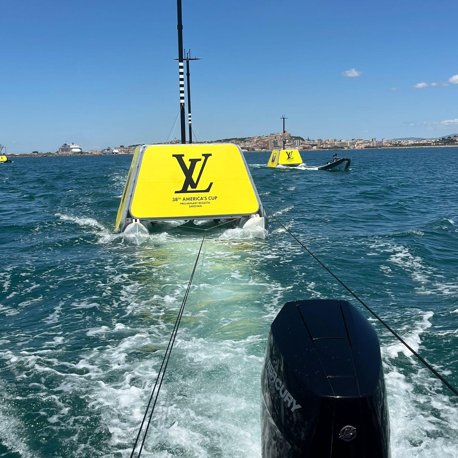 Practice Day 1 - pretty marks, pretty boats and pretty good conditions π€