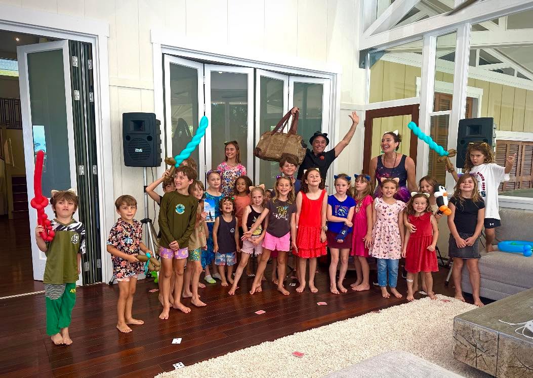 You don’t have to be at a 7 year old Cat-Themed Birthday Party to see some Magic- & laugh at funny jokes. You can just come to the Mulligans Magic Show! Showtime: 6:30pm every Thursday •$10 •Reservations at www.mulligansontheblue.com #mulligansmagicshow #magicbrent