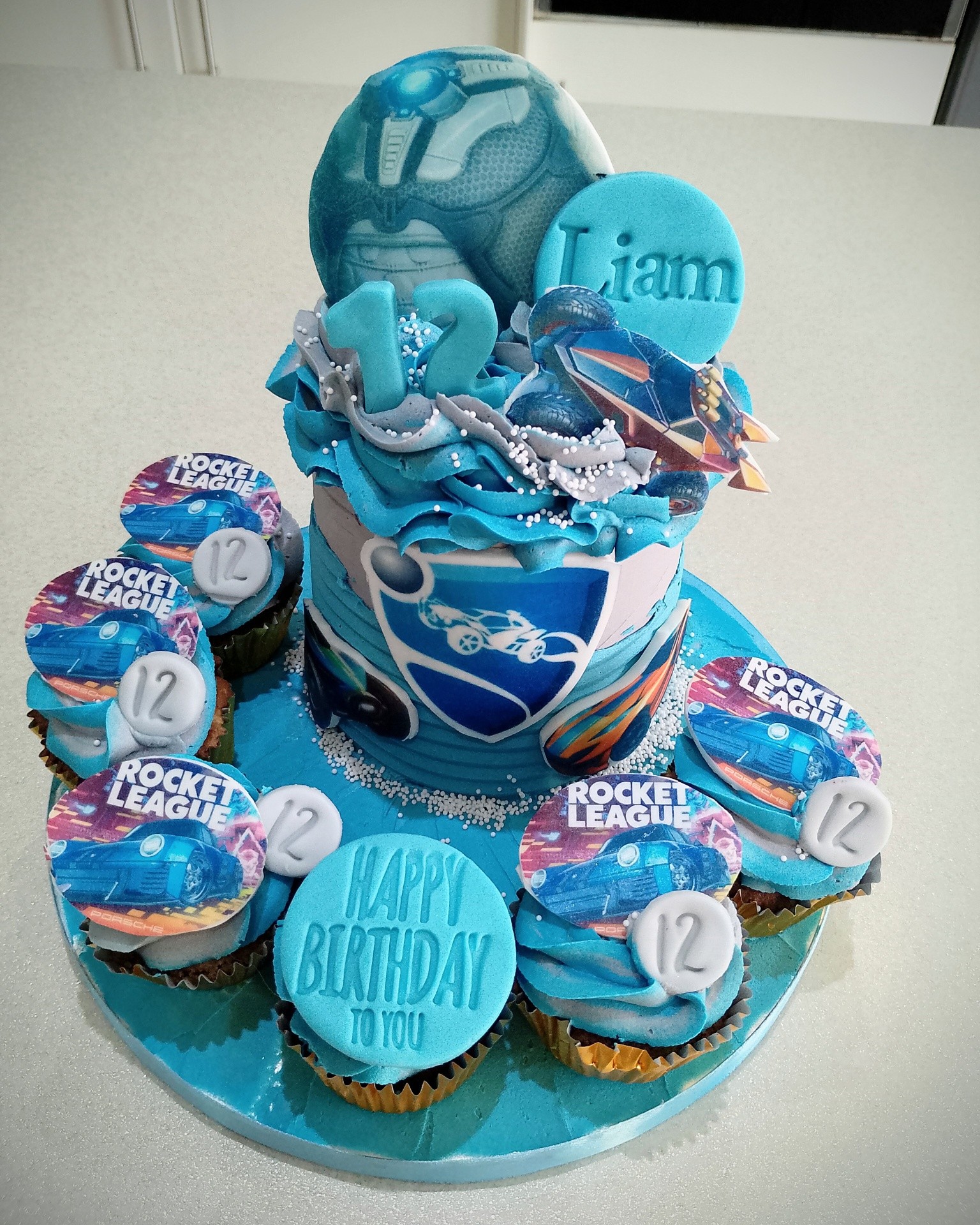 Happy birthday Liam
Rocket League cake package 😄