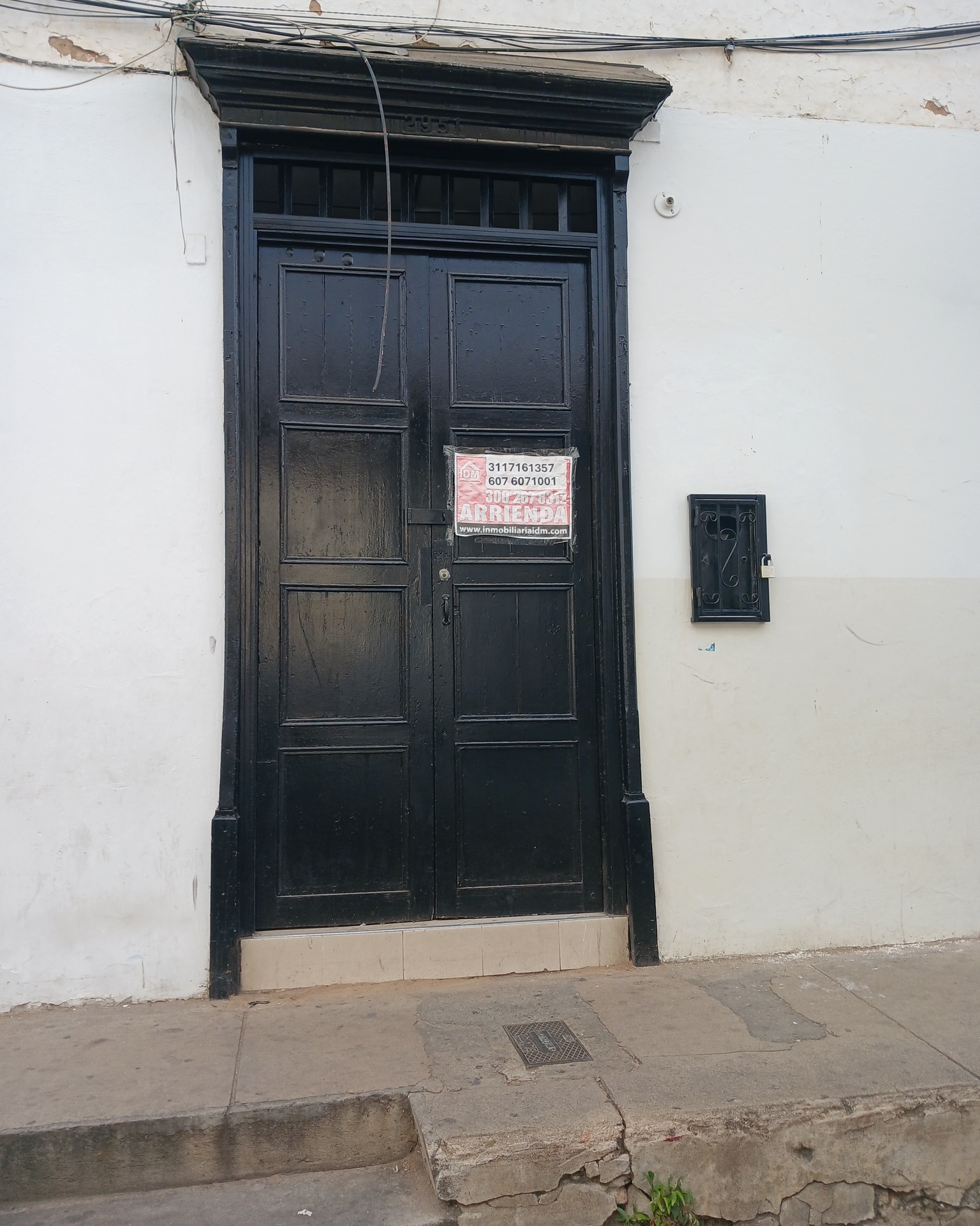 🏬🔑¡Se arrienda local en Casco Antiguo de Girón!
Excelente ubicación