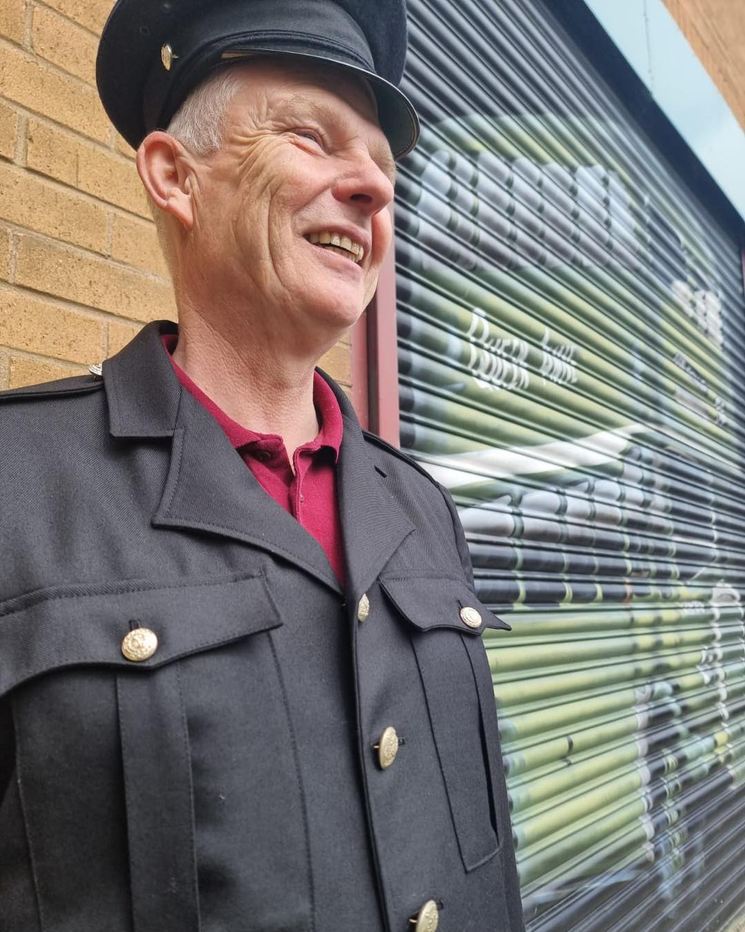 🧥❤️ Step back into Dundee’s tram era with this specially made tram uniform jacket, created exclusively for the Dundee Museum of Transport’s upcoming exhibition, Oor Trams: Dundee’s Tram Era Remembered.
Carefully designed by a local costume maker using photographs of Dundee tram workers from the 1950s, the jacket helps bring the city’s transport history back to life.
One of the most remarkable details? The buttons are authentic original Dundee Corporation Transport buttons, complete with the city crest.
And yes - visitors will even be able to try it on themselves 👀
📍 Oor Trams: Dundee’s Tram Era Remembered opens 8 June at Dundee Museum of Transport.
This exhibition is kindly supported by the @dundeehet.