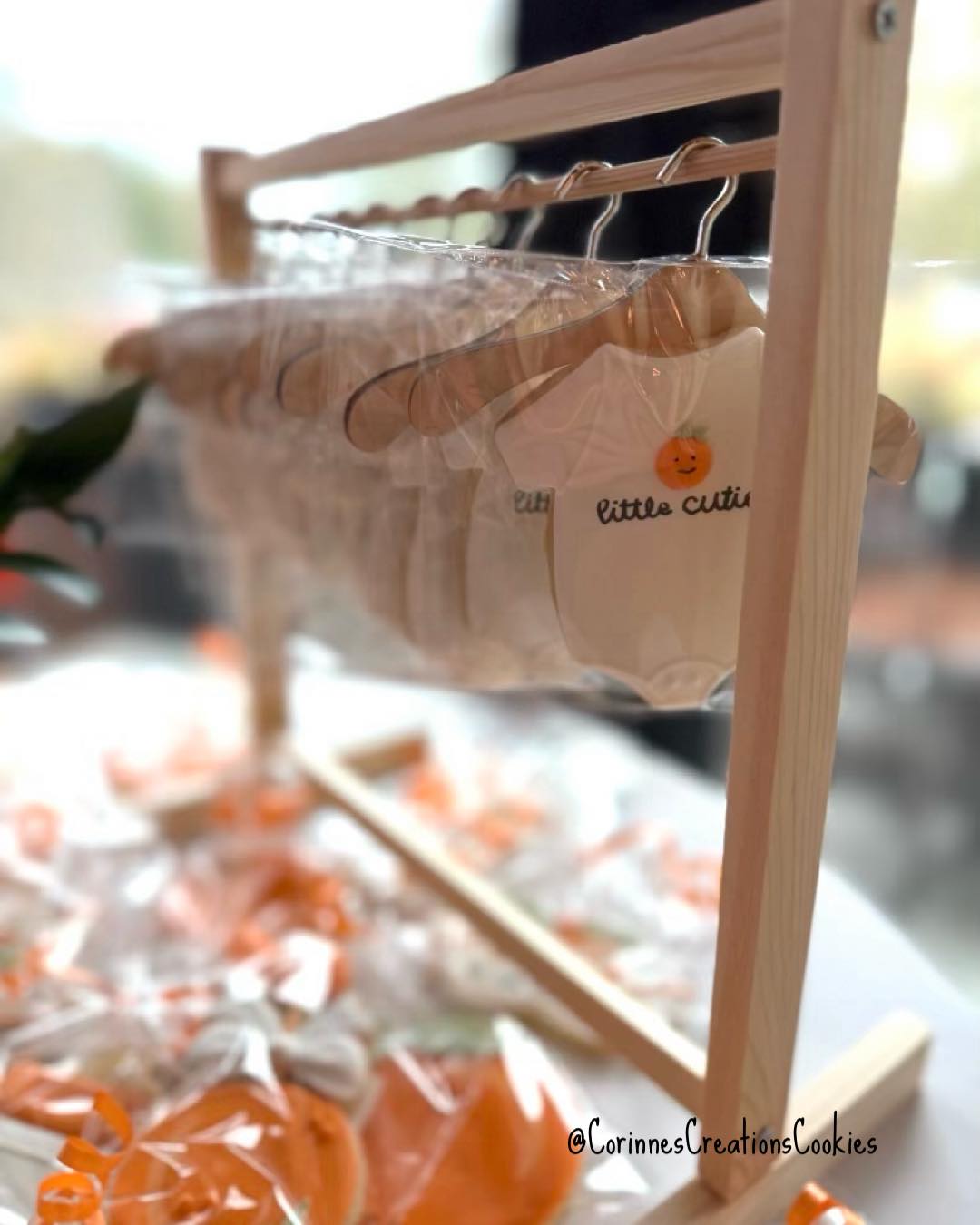 I was so excited to get an opportunity to make these cookies on a hanger. I had seen the trend before but never got an order for them until this one. The client provided the hangers and I wrapped the cookies around them. Such a neat way to display cookies at a baby shower.
.
.
.
#babyshowercookies #thewoodlandstxcookies #babyshower #sugarcookies #decoratedcookies #thewoodlandstx #customcookies #cuties #alittlecutieisontheway #cutie