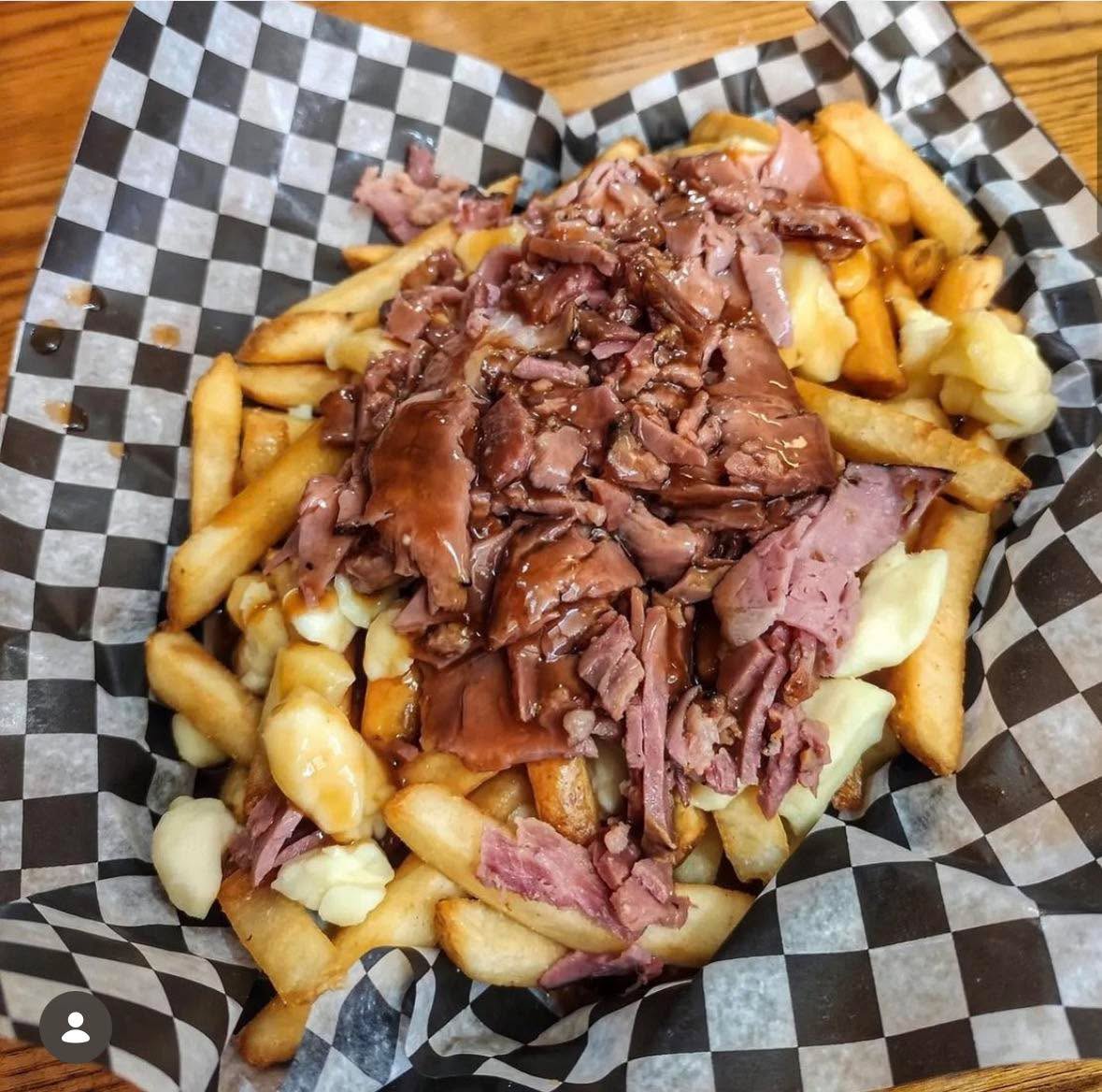 All our favourite things in one place, poutine and Montreal smoked meat!!