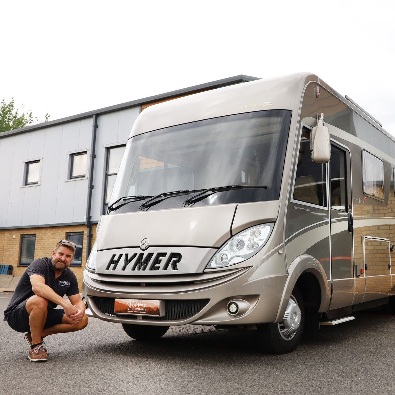 Check out the dual lens camera upgrade we made to this 2013 Hymer Starline!
We removed the existing unit and installed this sleek, black dual lens camera featuring night time LEDs and a high quality camera image hooked up to a newly fitted 7" dash mounted monitor.
👉 Need cameras for your motorhome? Get in touch today via the contact form on our website!