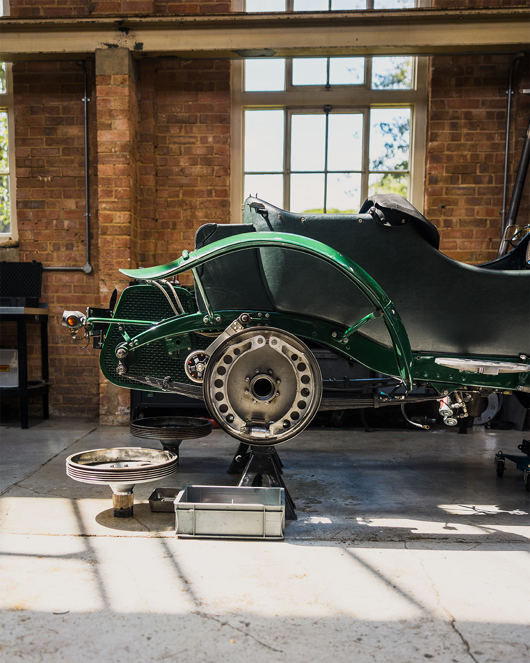 While many vintage and veteran car owners are content to admire their precious vehicles, some others are happiest when pushing themselves, and their cars, to the limit. Kingsbury Racing Shop ensures your historic vehicle is able to do the latter, even if you only ever choose to do the former.
This Bentley Racing Special enjoyed a successful outing competing at the recent Donington Historic Festival. Its owner was pleased with the increased power Kingsbury found. Now it is back at our racing shop for a new final drive to exploit the power increase and overall inspection before its next event.
#Kingsbury #KingsburyRacing #HistoricVehicles #Motorsport