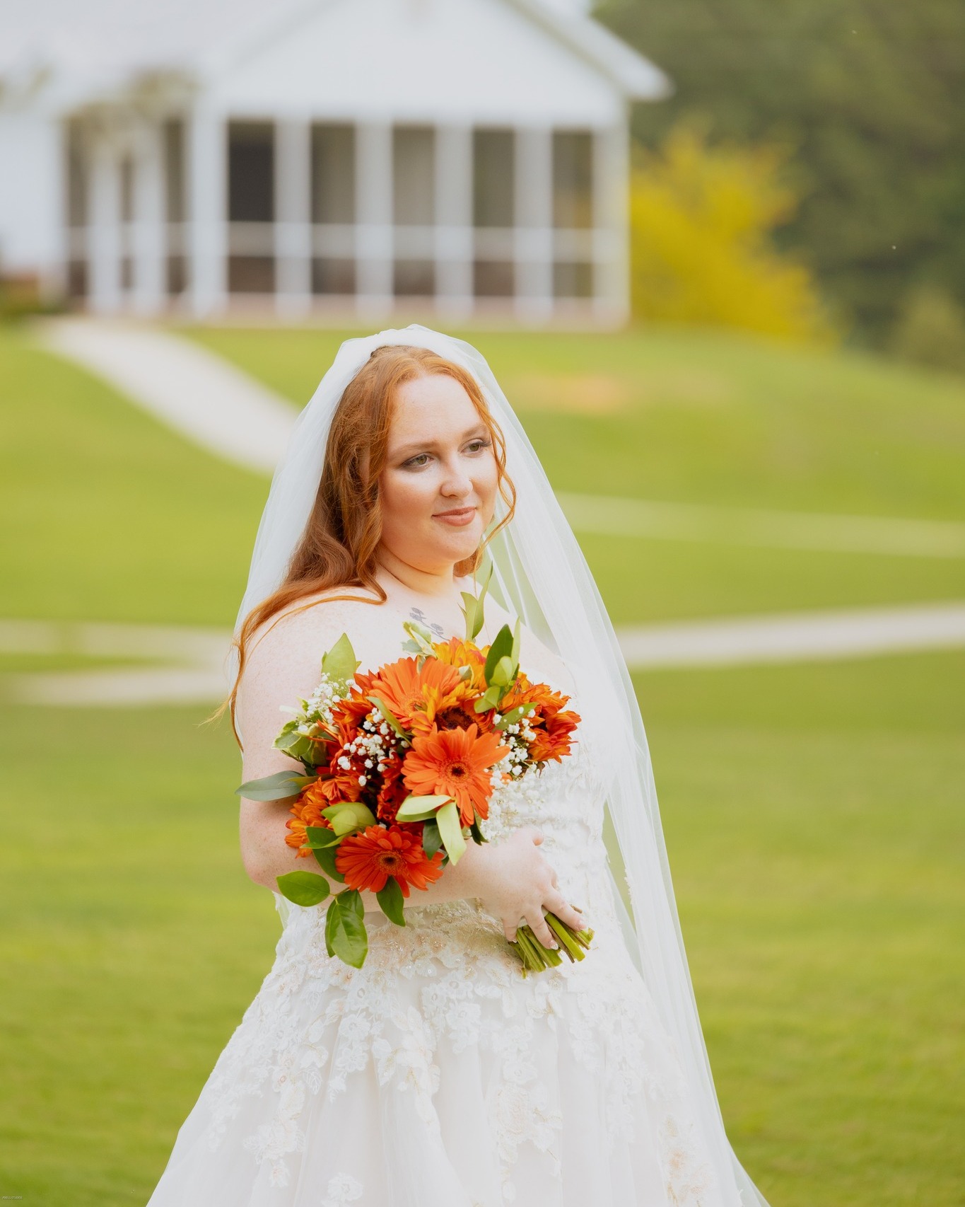 Thereโs something beautiful about the quiet moments before a wedding. ๐ค
During this bridal session, it felt like time slowed down for a little while. The excitement was there, but so was a sense of peace and confidence as she soaked in every moment leading up to her big day.
One of my favorite details from this shoot was the contrast between the soft, elegant dress and the bold colors of the bouquet. It brought so much life and personality to every image while keeping that timeless bridal feel.
These are the moments that become memories for a lifetime. โจ
๐ธ Pixels Studios