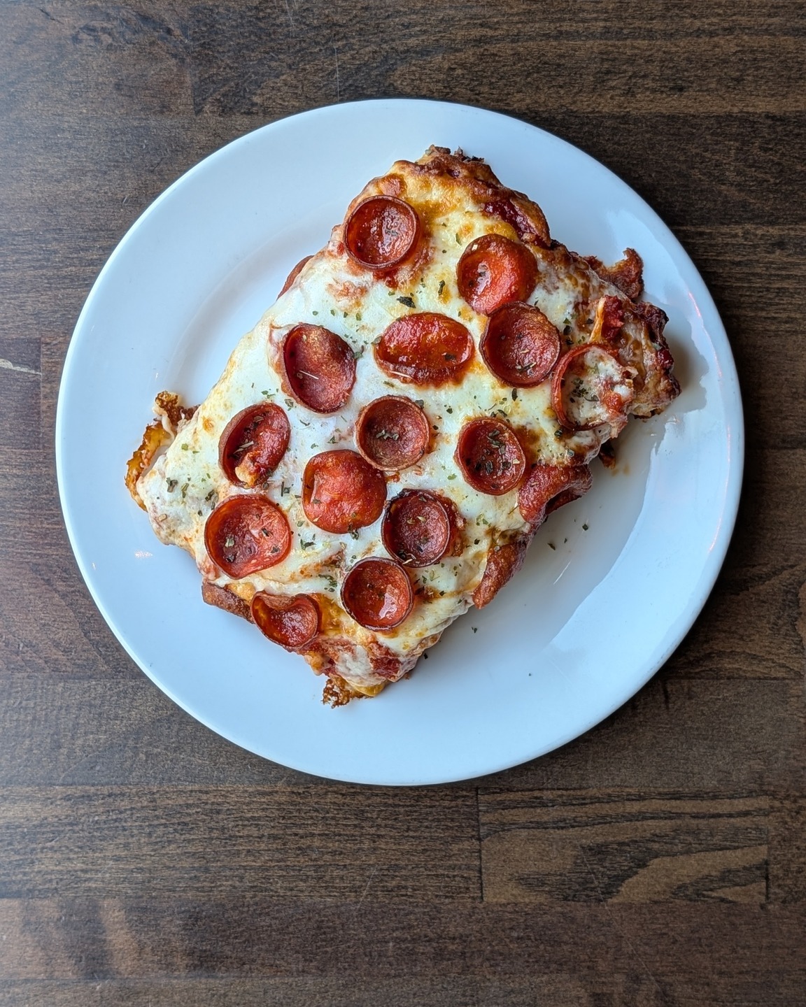 Why did the hipster burn his mouth while eating his pizza? He ate it before it was cool.
The Rigby has homemade focaccia crust pizza being served on the main floor comedy in the basement.
#madisonwi #TheRigby #MadisonFood #PizzaLovers #DowntownMadison #WisconsinFoodie #latenighteats
@rigbypub