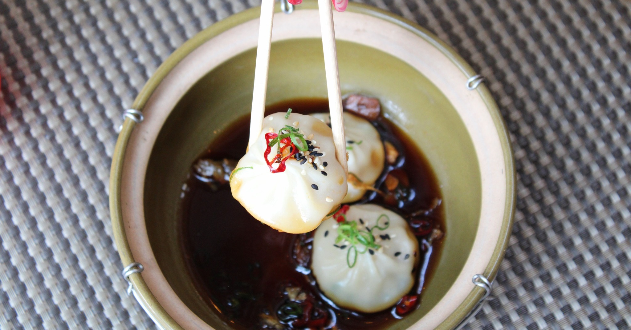The definition of an umami bomb. 💥
Say hello to our Pulled Beef, Spring Onion & Basil Dim Sum, paired perfectly with a tangy Ponzu and Soy dip.
Your chopsticks are waiting. 🥢