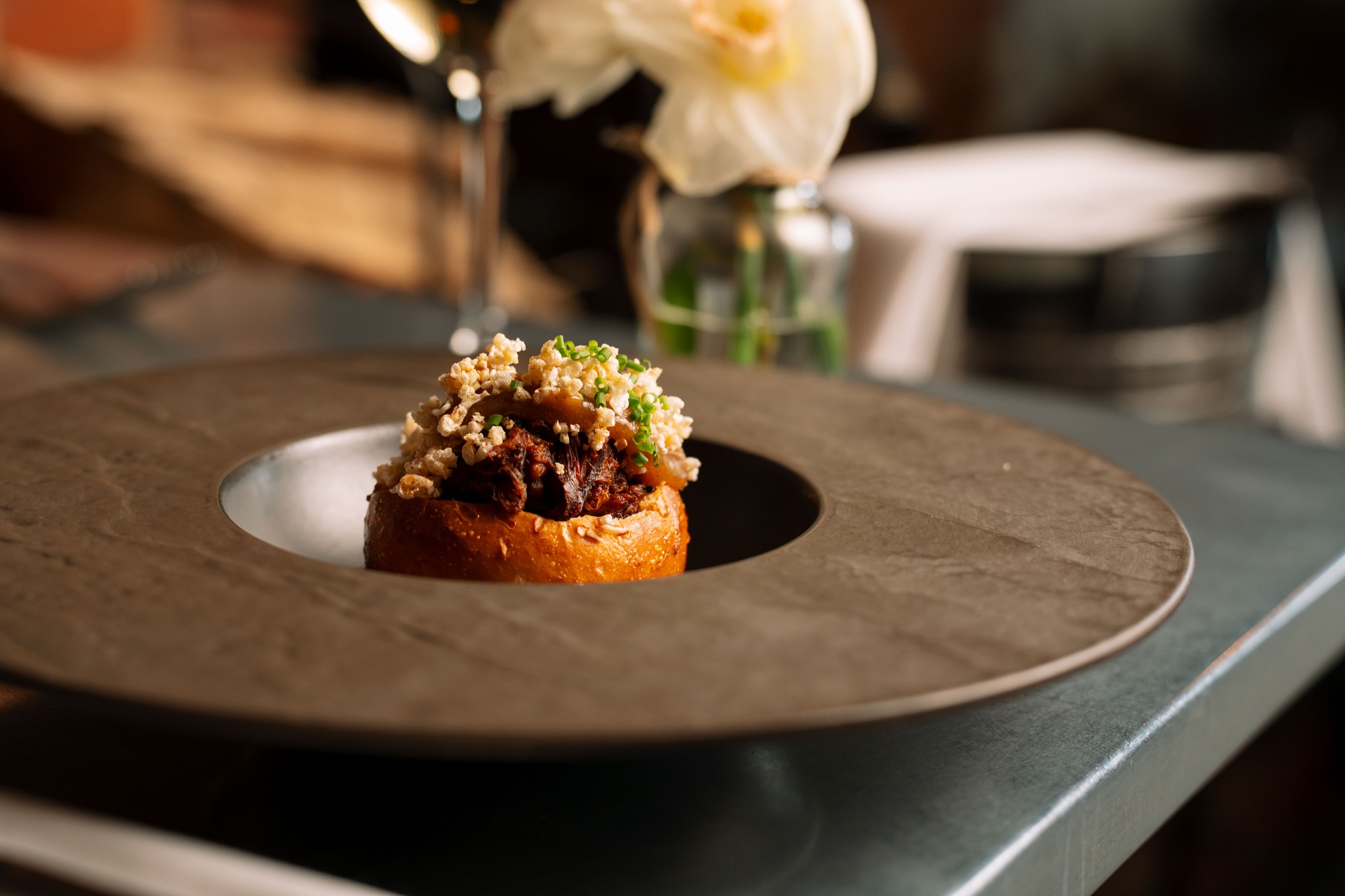 Braised Char Sui Pork Shoulder, burnt apple, pork puffs, milk bun�
Rich, sticky and full of flavour.�
A proper indulgent start to your meal.
#thedogatwingham #top50gastropubs #SpringMenu