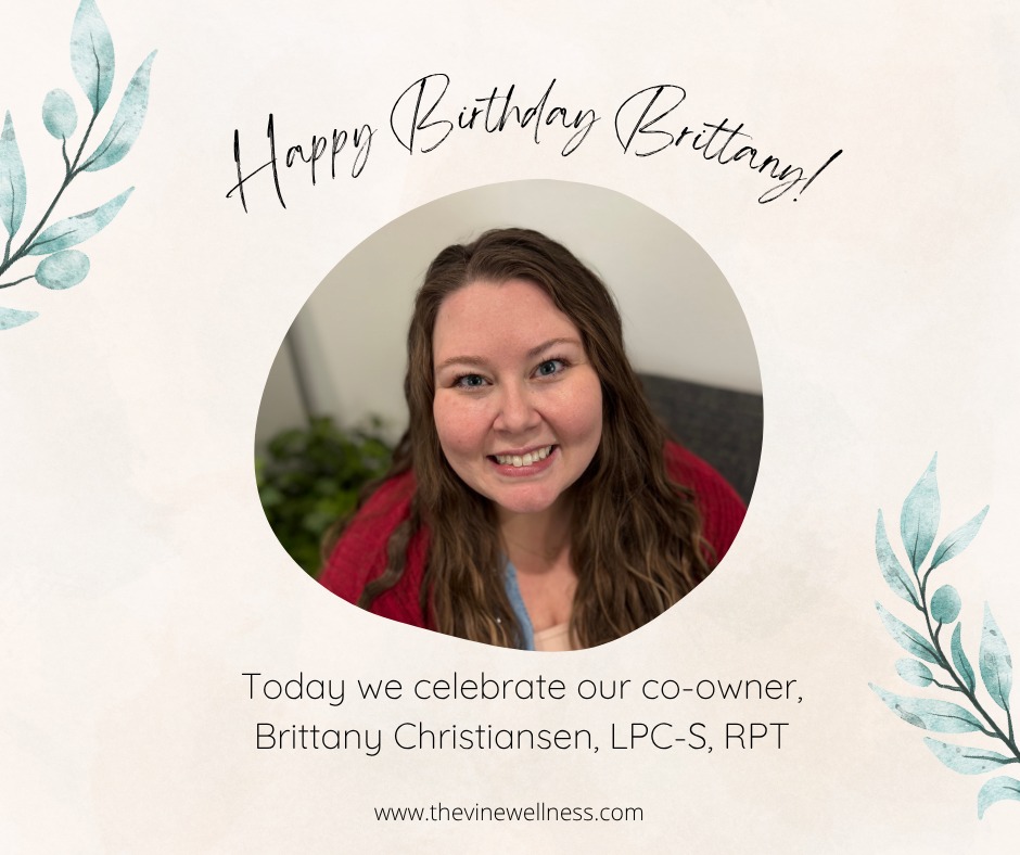 Today we celebrate Brittany! If you don't know Brittany, you need to. She brings joy to any space that she visits and compassion to all she meets. We are incredibly blessed to have had Brittany as part of our staff for a decade before becoming an owner of The Vine last year.
We love you Brittany 💚 Have a fabulous day!