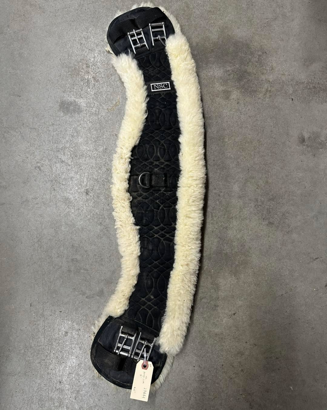 NSC DRESSAGE GIRTH
CONDITION: EUC
SIZE: 30"
PRICE: $85
ITEM NUMBER: 29644
ADDITIONAL INFO: anatomical, sheepskin underside
More selection available in store.
Call or PM to make your appointment today or join us during our open hours.
#Horse #tack #consignmenttack #horses #used #secondhand #windsum #windsumconsignment #tackstore #tackforsale #horsetackforsale #aqha #dressage #dressagehorse #dressagerider #dressagepony #dressagetraining #dressagehorses #dressageriding #dressagehorsesofinstagram #dressagecompetition