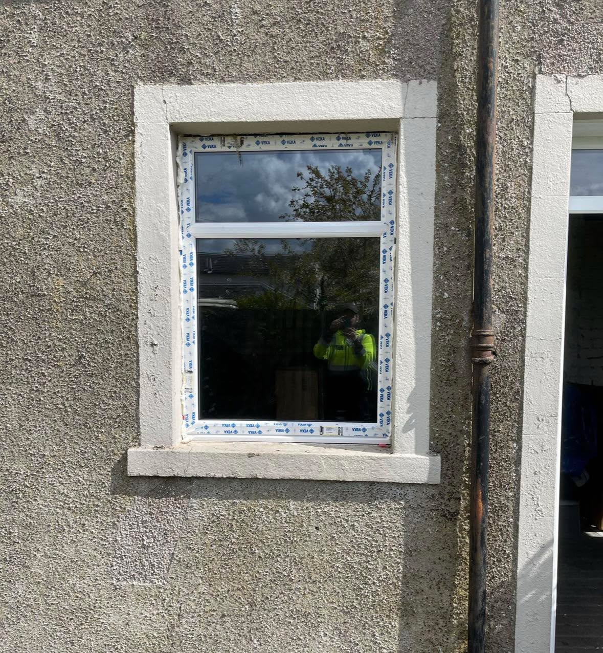 New windows installed and some render bands — Fife
