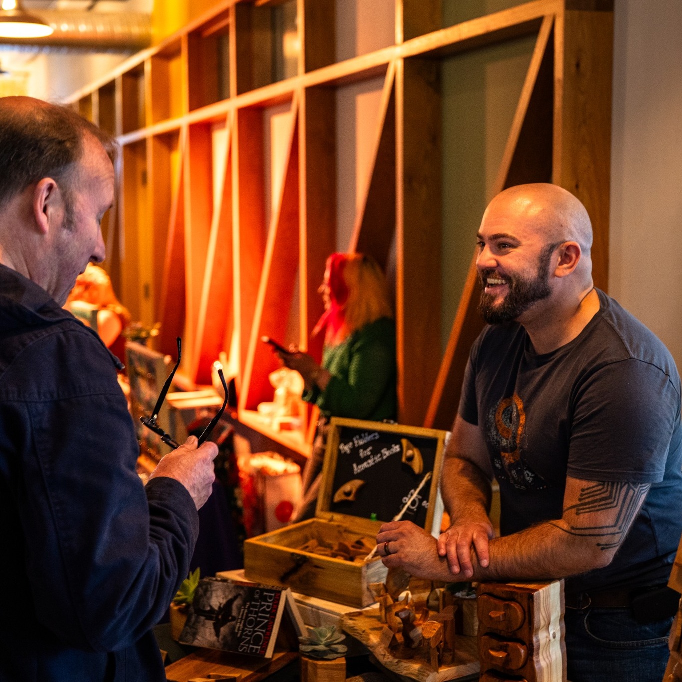 ‼People of Perth! We are here and can't wait to see you!
📅 Saturday 27th June
📍St Matthews Church, Tay Street, Perth, PH1 5LQ
⏰ 11-4pm
🛍️ 35 fabulous stalls featuring a huge variety of arts and crafts
🎶 from @itstylermccauley
☕️Hot drinks and more from the Church Cafe
🎟️ Entry £2 for adults. Under 16s free
😍And most importantly, nice way to show your support for small local businesses and help to build our market community
🏪 Traders this one is full. To apply for any other dates or just to ask a question, visit: https://www.theyardevents.co.uk/sell-with-us
📸 @yibsellig