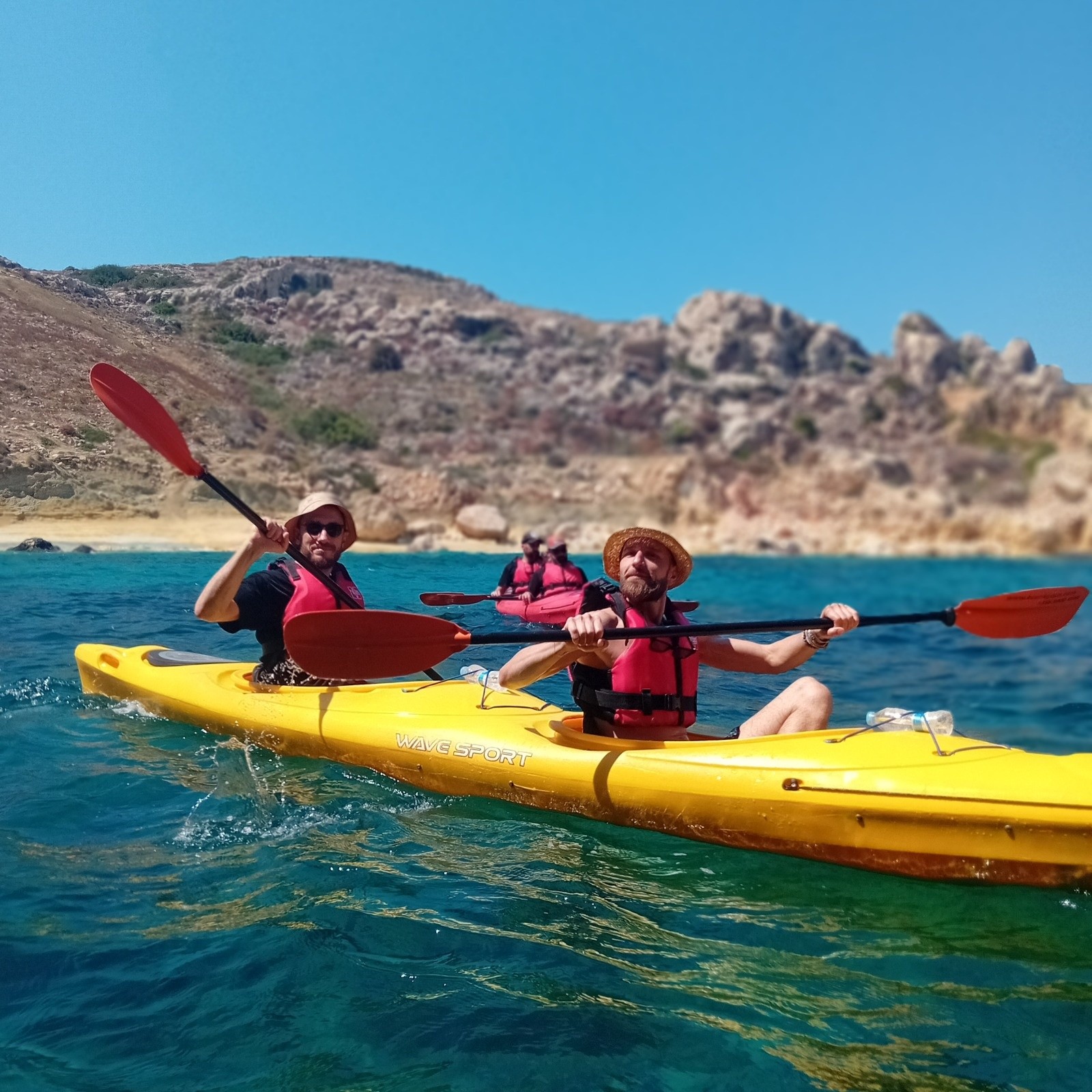 😀 Good vibes, salty hair, and unforgettable views!
This could be you!? Book on to your next kayak adventure 👆
.
.
.
#gozo #kayakgozo #visitmalta #maltatravel #comino