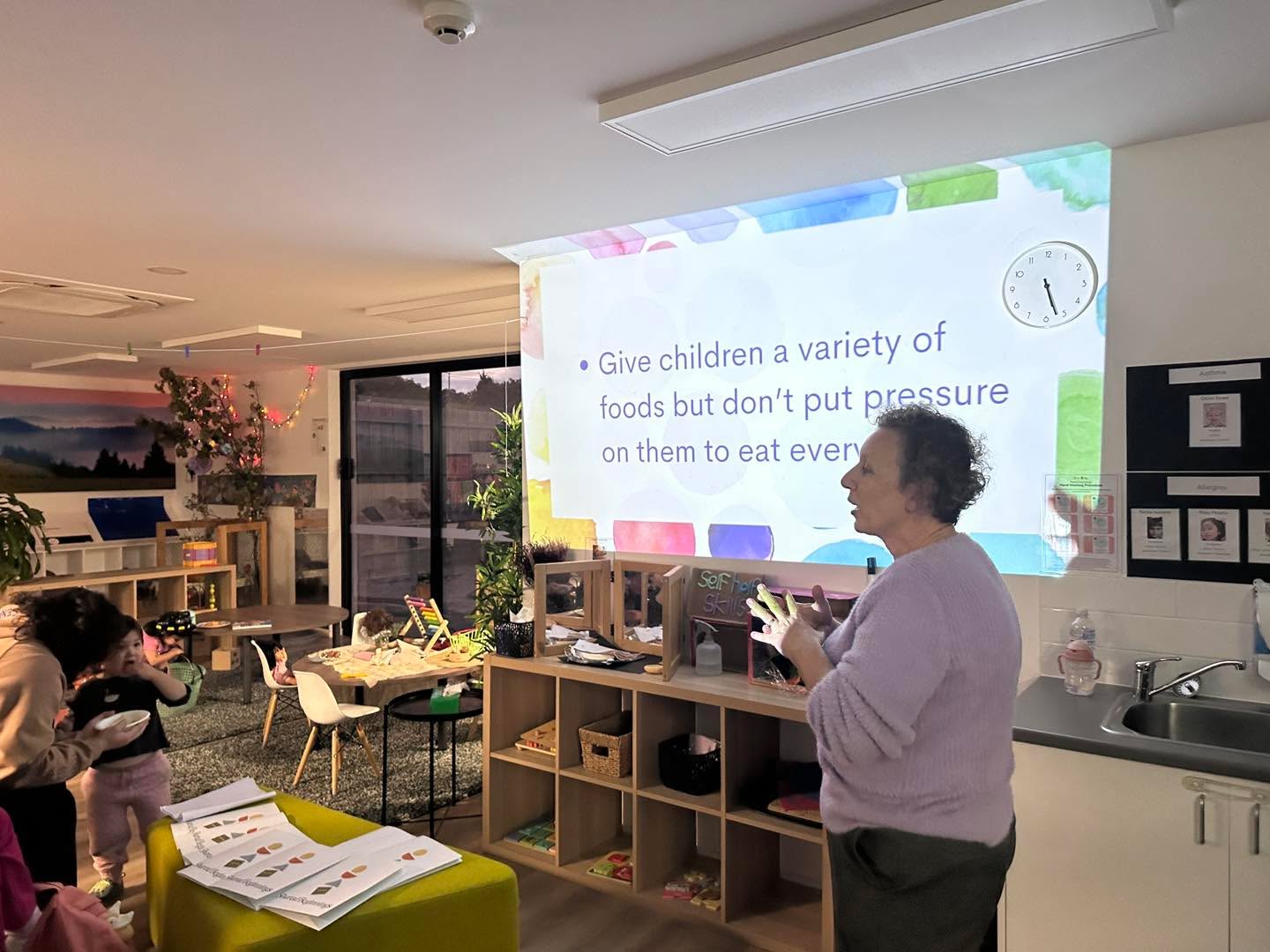 Tonight we were invited to speak to parents from Shared Beginnings Childcare and Kindergarten in Reservoir. Caroline, our principal spoke to parents about the transition from kindergarten to school.
Thank you to Trang and her team for having us.