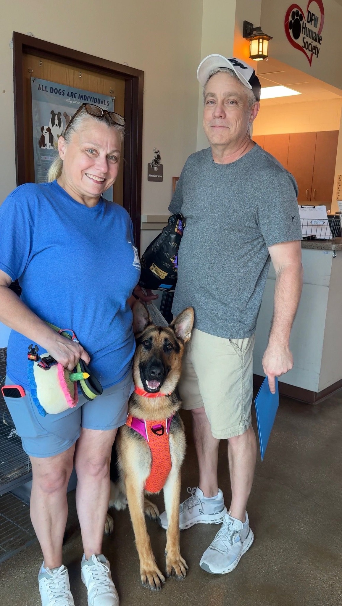 Brutus didn't have to wait long for his happy ending! 💖 This handsome boy has officially found his forever home and is off to start his next chapter with a family of his very own. Thank you to his adopters for giving Brutus the second chance he deserves. We can't wait to see all the adventures ahead for this good boy! ✨